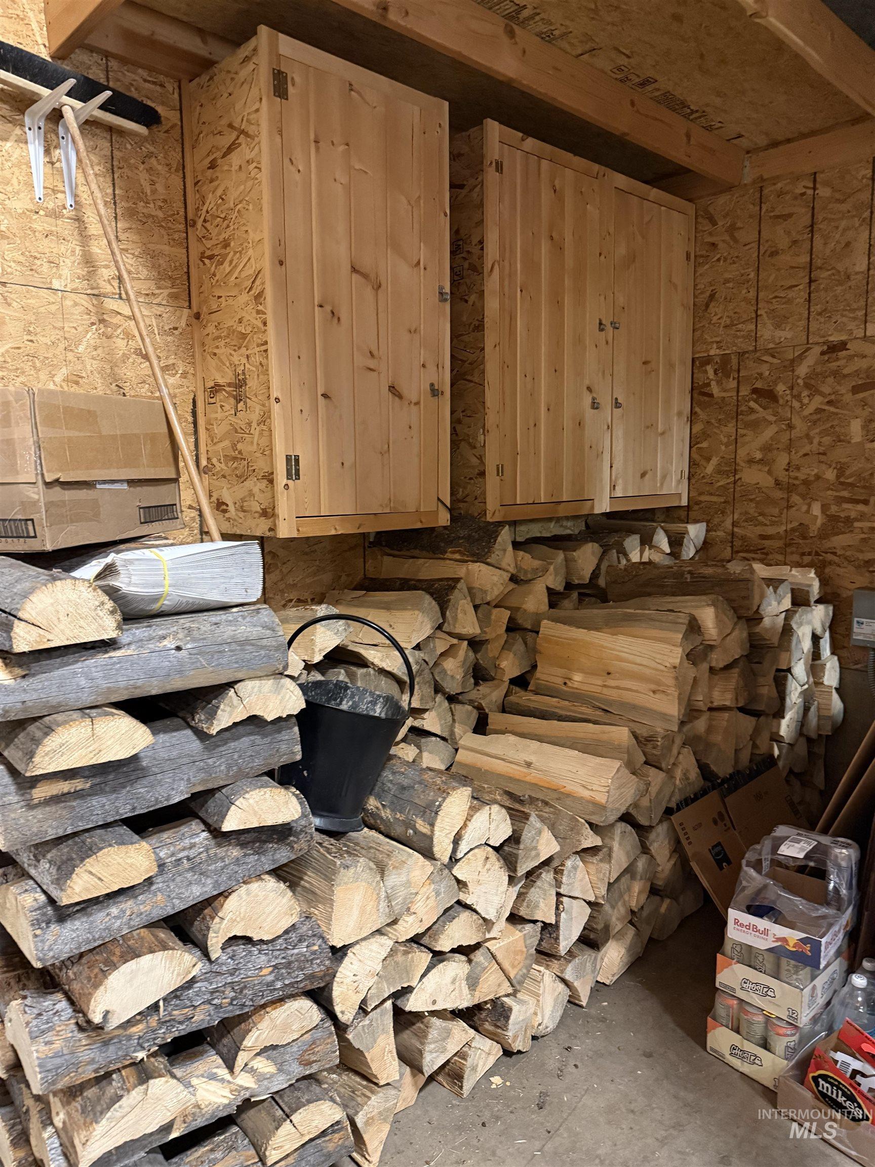 View of miscellaneous room