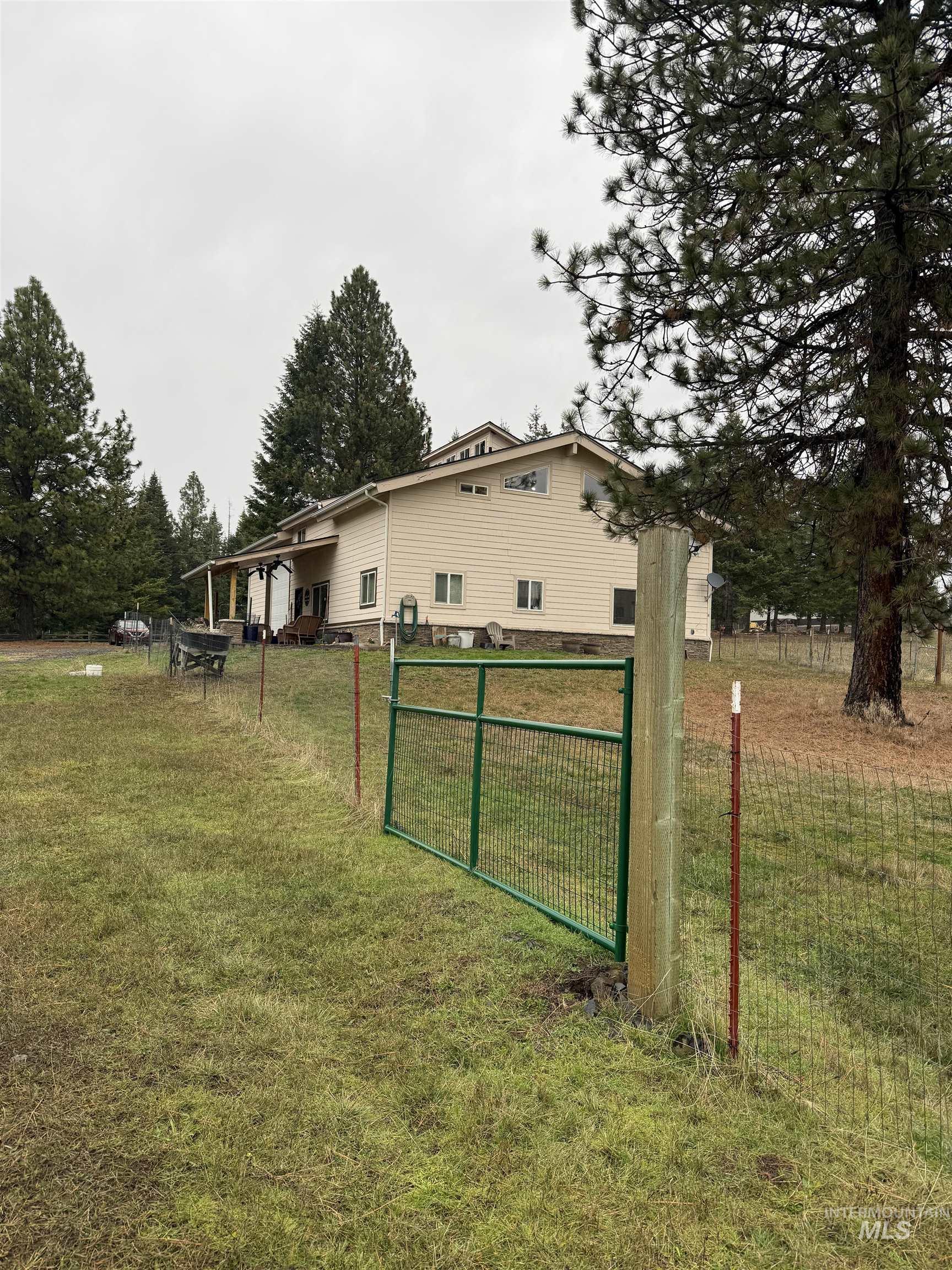 1653 Kidder Ridge, Kamiah, Idaho 83536, 2 Bedrooms, 2 Bathrooms, Residential For Sale, Price $689,000, 98969776