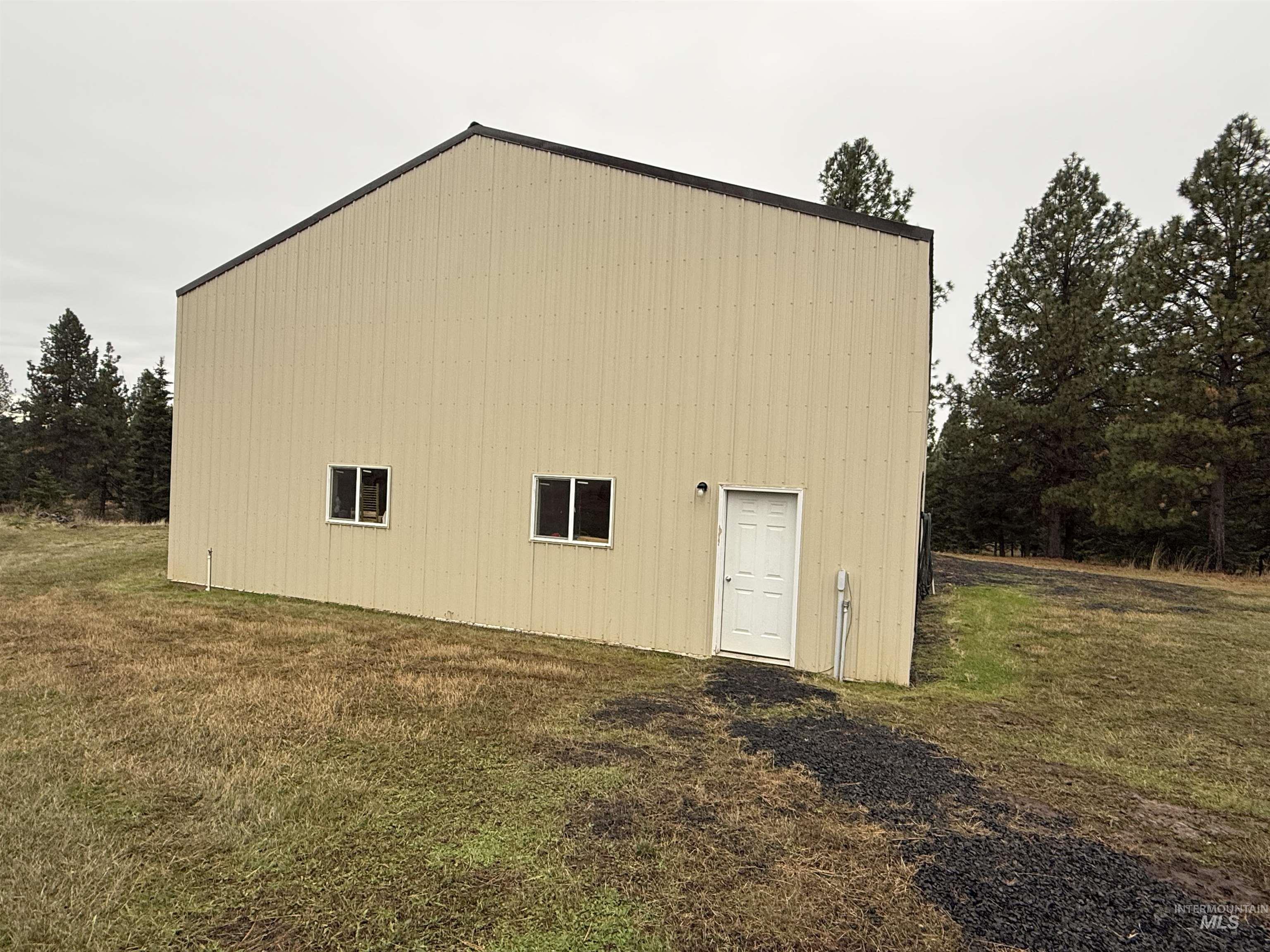 1653 Kidder Ridge, Kamiah, Idaho 83536, 2 Bedrooms, 2 Bathrooms, Residential For Sale, Price $689,000, 98969776
