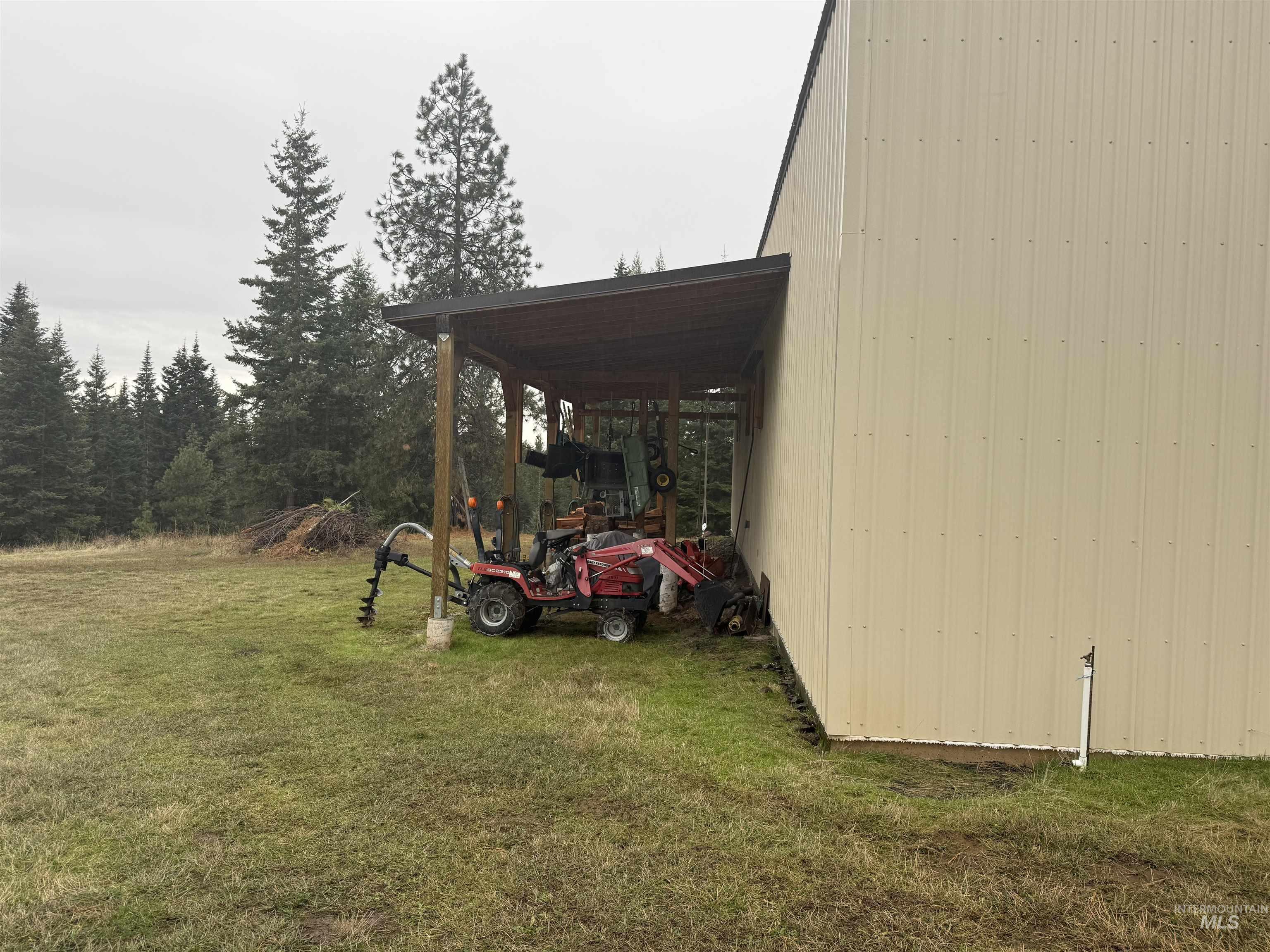 1653 Kidder Ridge, Kamiah, Idaho 83536, 2 Bedrooms, 2 Bathrooms, Residential For Sale, Price $689,000, 98969776