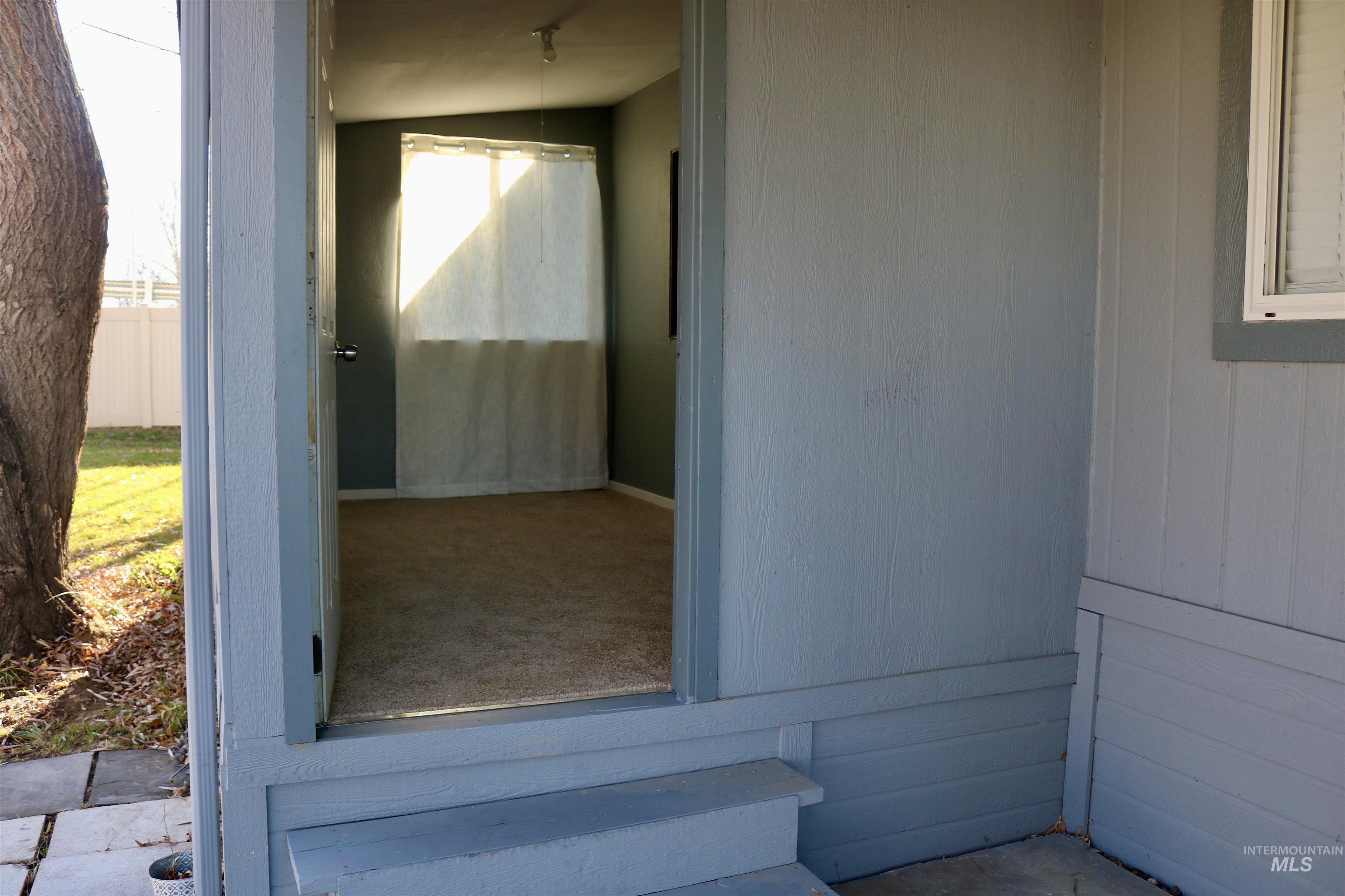 5015 Ustick TRLR # 6, Caldwell, Idaho 83605, 2 Bedrooms, 1 Bathroom, Residential For Sale, Price $84,900, 98969779