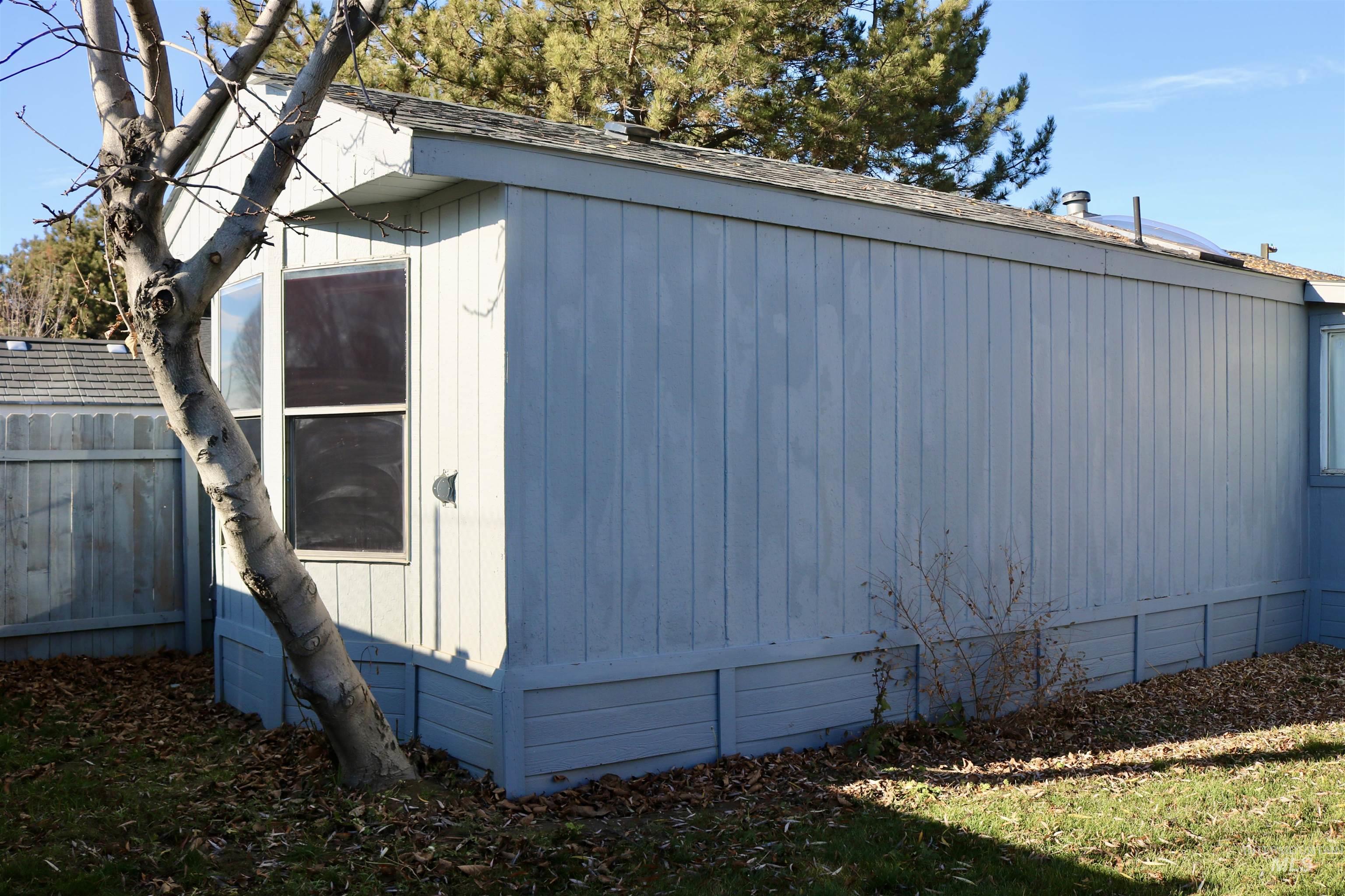 5015 Ustick TRLR # 6, Caldwell, Idaho 83605, 2 Bedrooms, 1 Bathroom, Residential For Sale, Price $84,900, 98969779