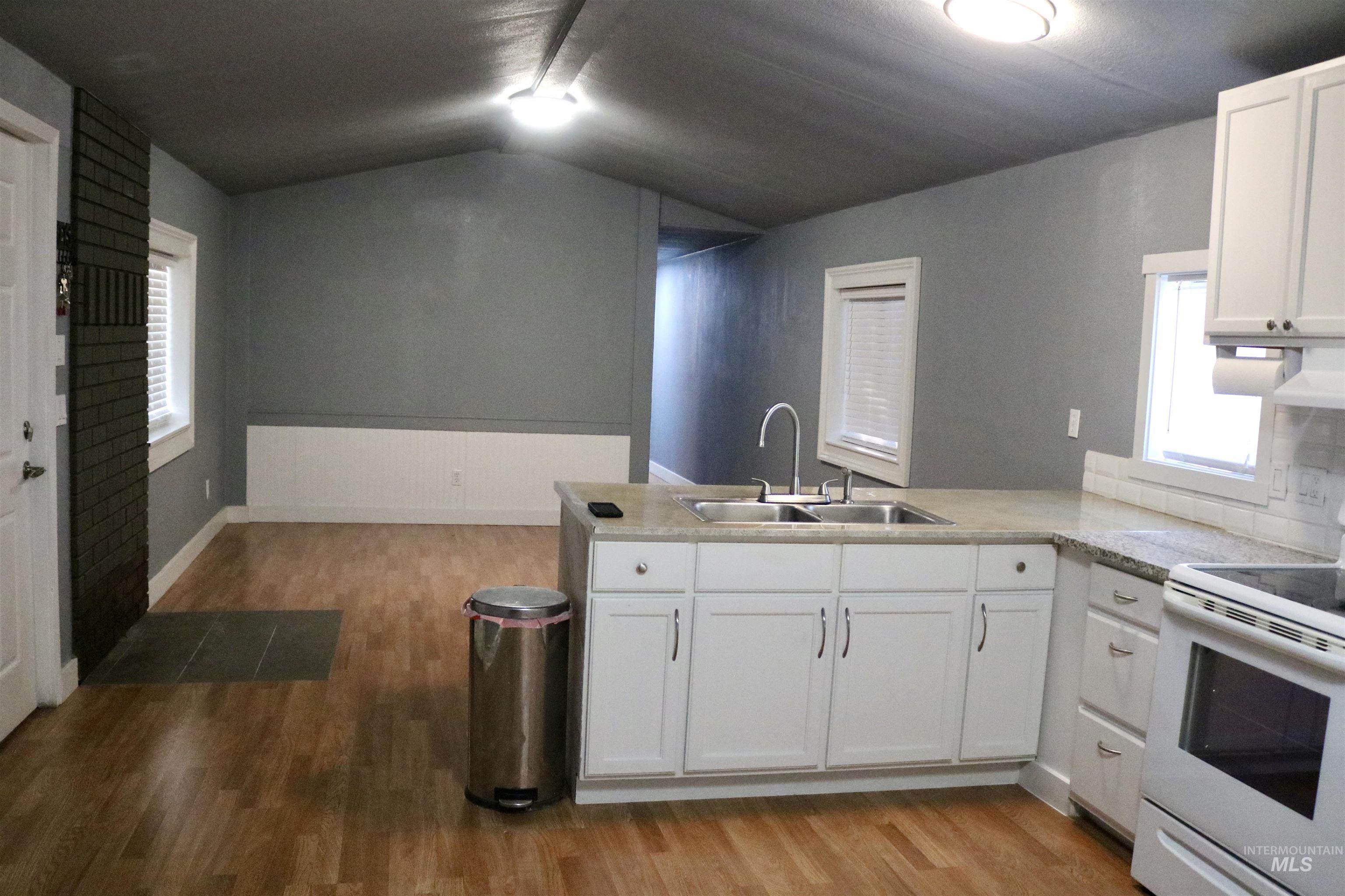 5015 Ustick TRLR # 6, Caldwell, Idaho 83605, 2 Bedrooms, 1 Bathroom, Residential For Sale, Price $84,900, 98969779