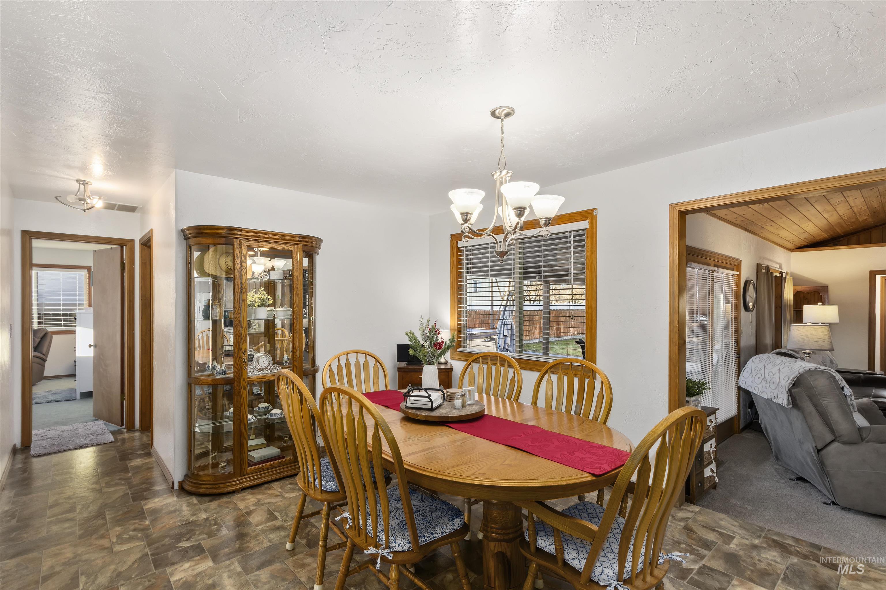 405 Fruitland Avenue North, Buhl, Idaho 83316, 3 Bedrooms, 3 Bathrooms, Residential For Sale, Price $549,900, 98969782