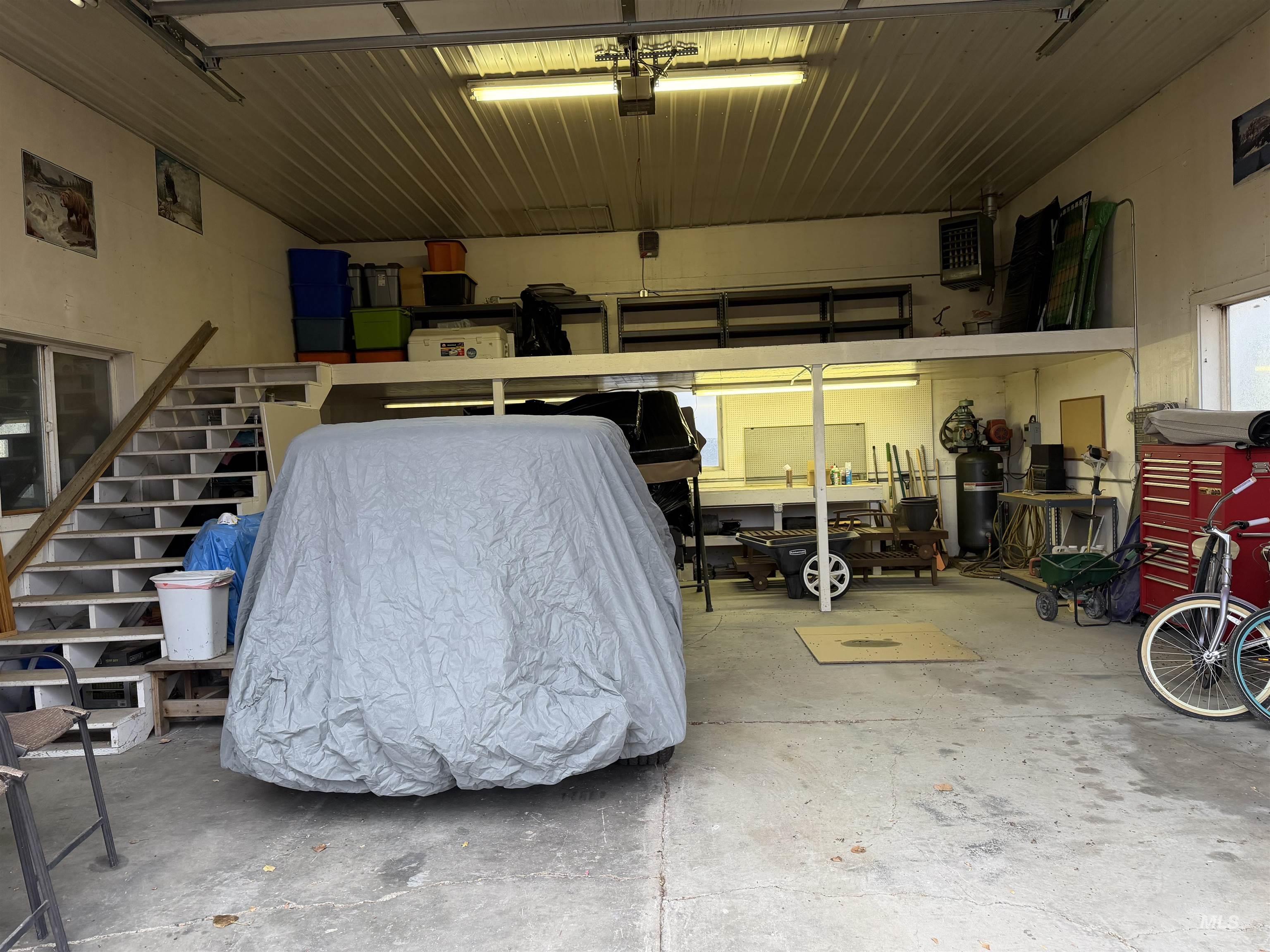 405 Fruitland Avenue North, Buhl, Idaho 83316, 3 Bedrooms, 3 Bathrooms, Residential For Sale, Price $549,900,MLS 98969782