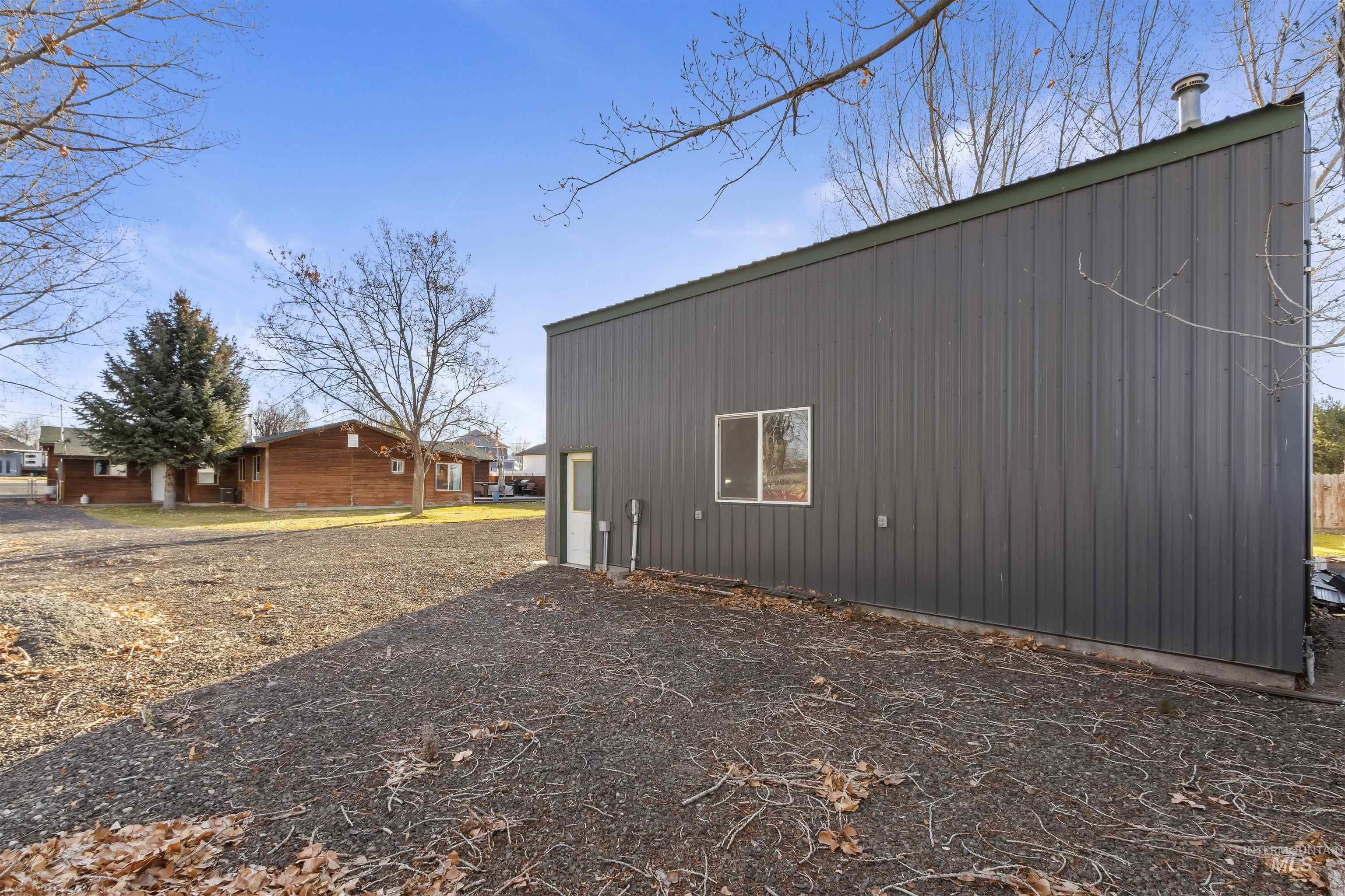 405 Fruitland Avenue North, Buhl, Idaho 83316, 3 Bedrooms, 3 Bathrooms, Residential For Sale, Price $549,900, 98969782