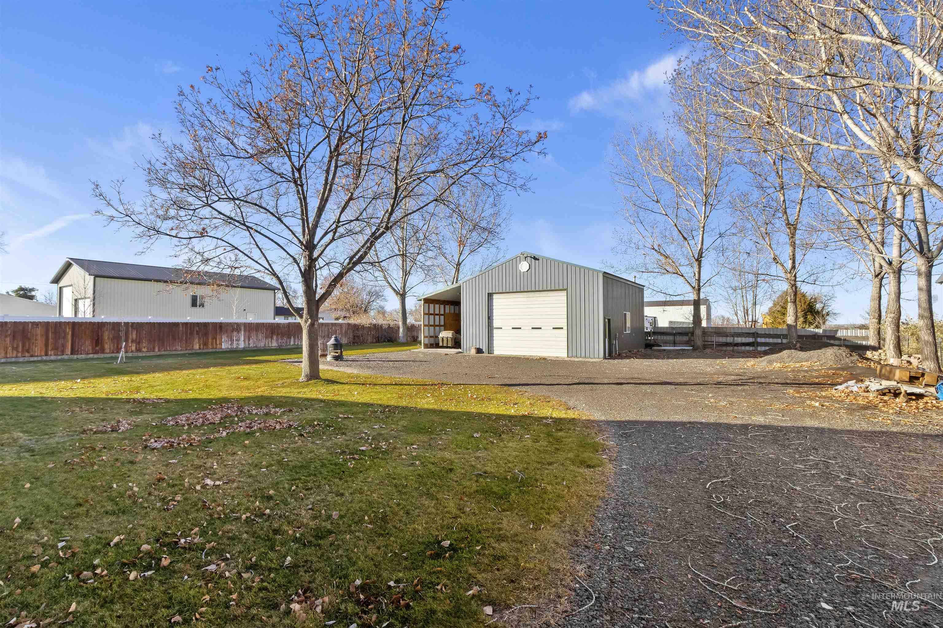 405 Fruitland Avenue North, Buhl, Idaho 83316, 3 Bedrooms, 3 Bathrooms, Residential For Sale, Price $549,900,MLS 98969782