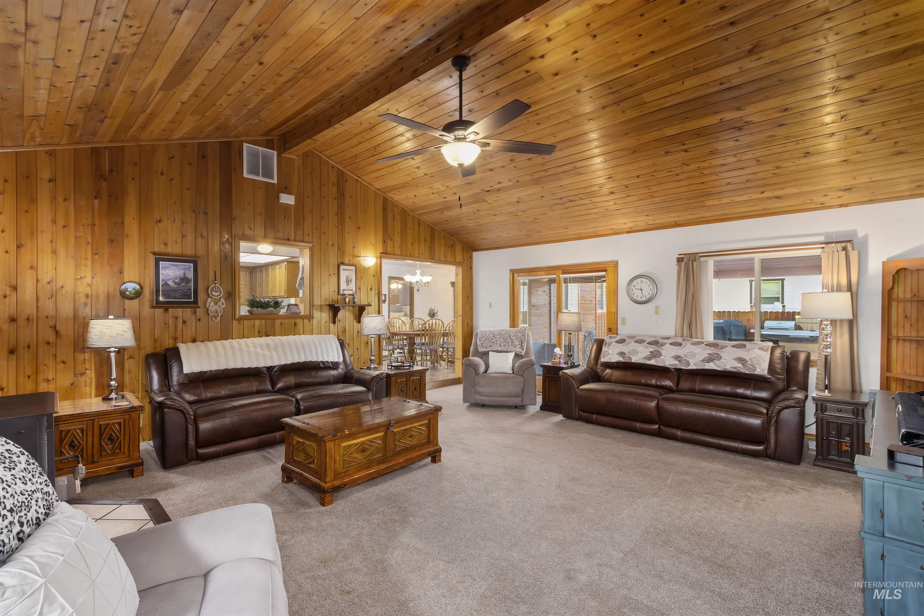 405 Fruitland Avenue North, Buhl, Idaho 83316, 3 Bedrooms, 3 Bathrooms, Residential For Sale, Price $549,900, 98969782