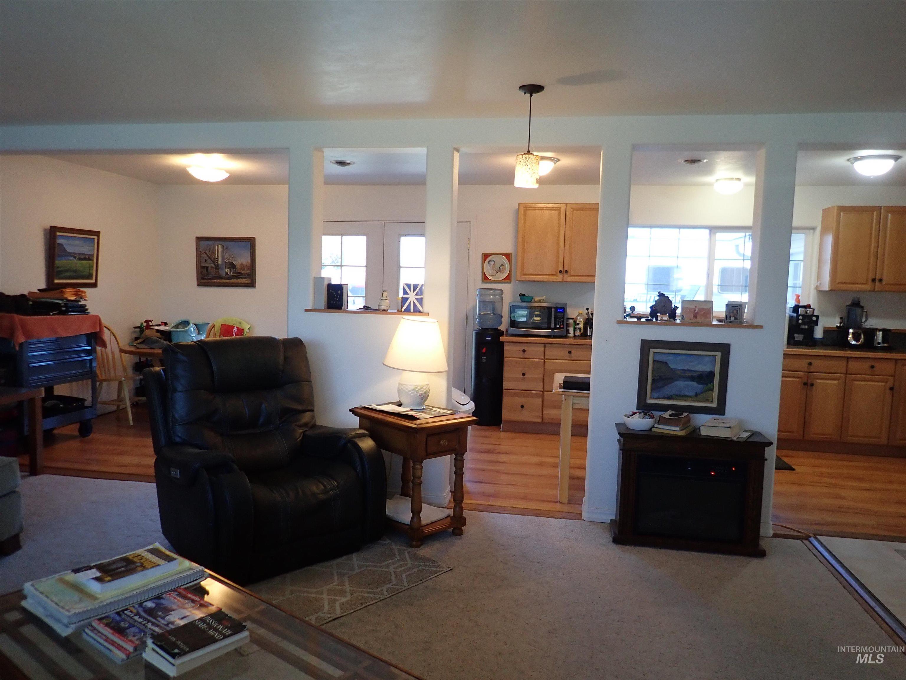 1039 15th St, Clarkston, Washington 99403, 2 Bedrooms, 2 Bathrooms, Residential For Sale, Price $305,000, 98969786