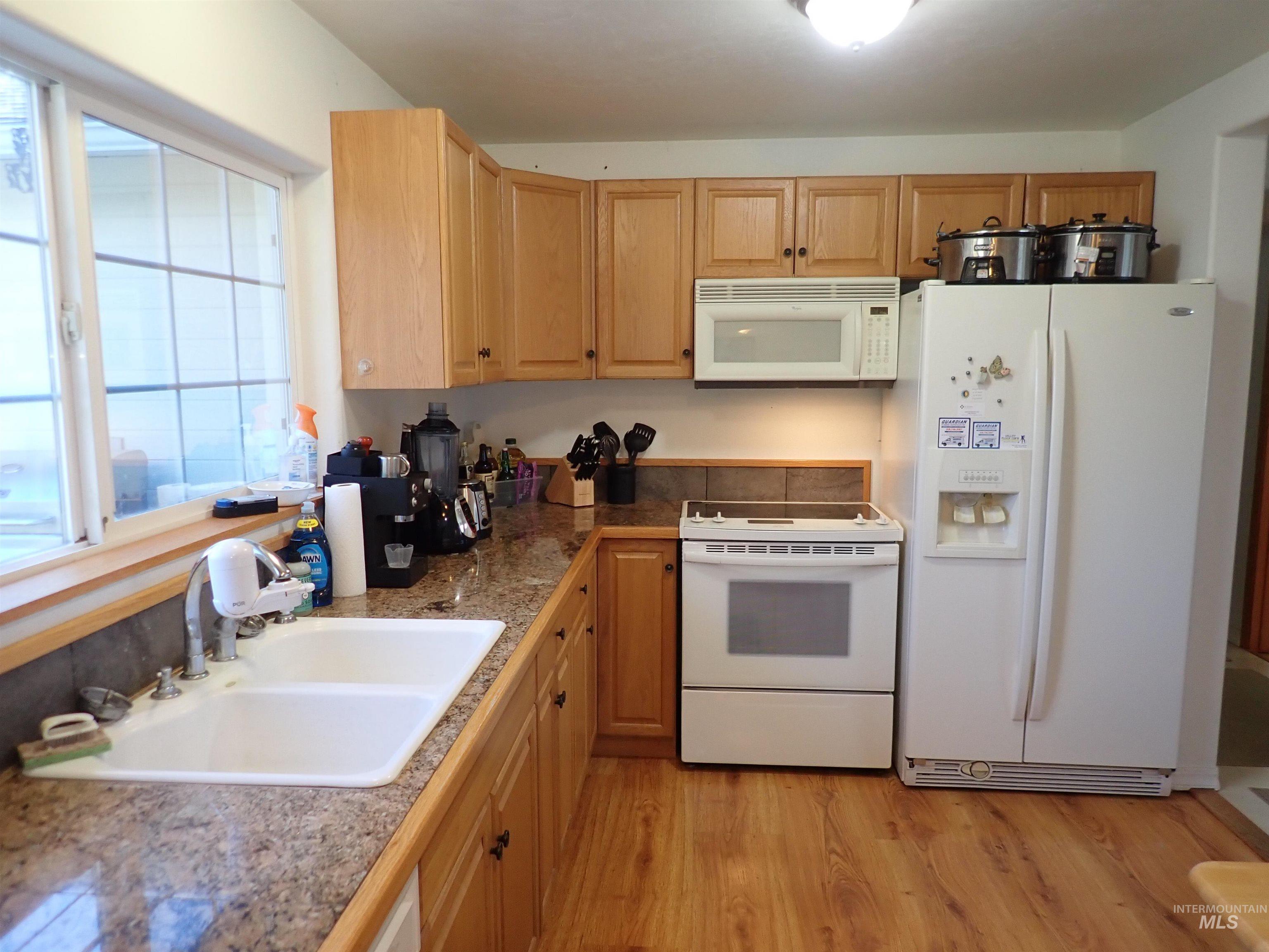 1039 15th St, Clarkston, Washington 99403, 2 Bedrooms, 2 Bathrooms, Residential For Sale, Price $305,000, 98969786