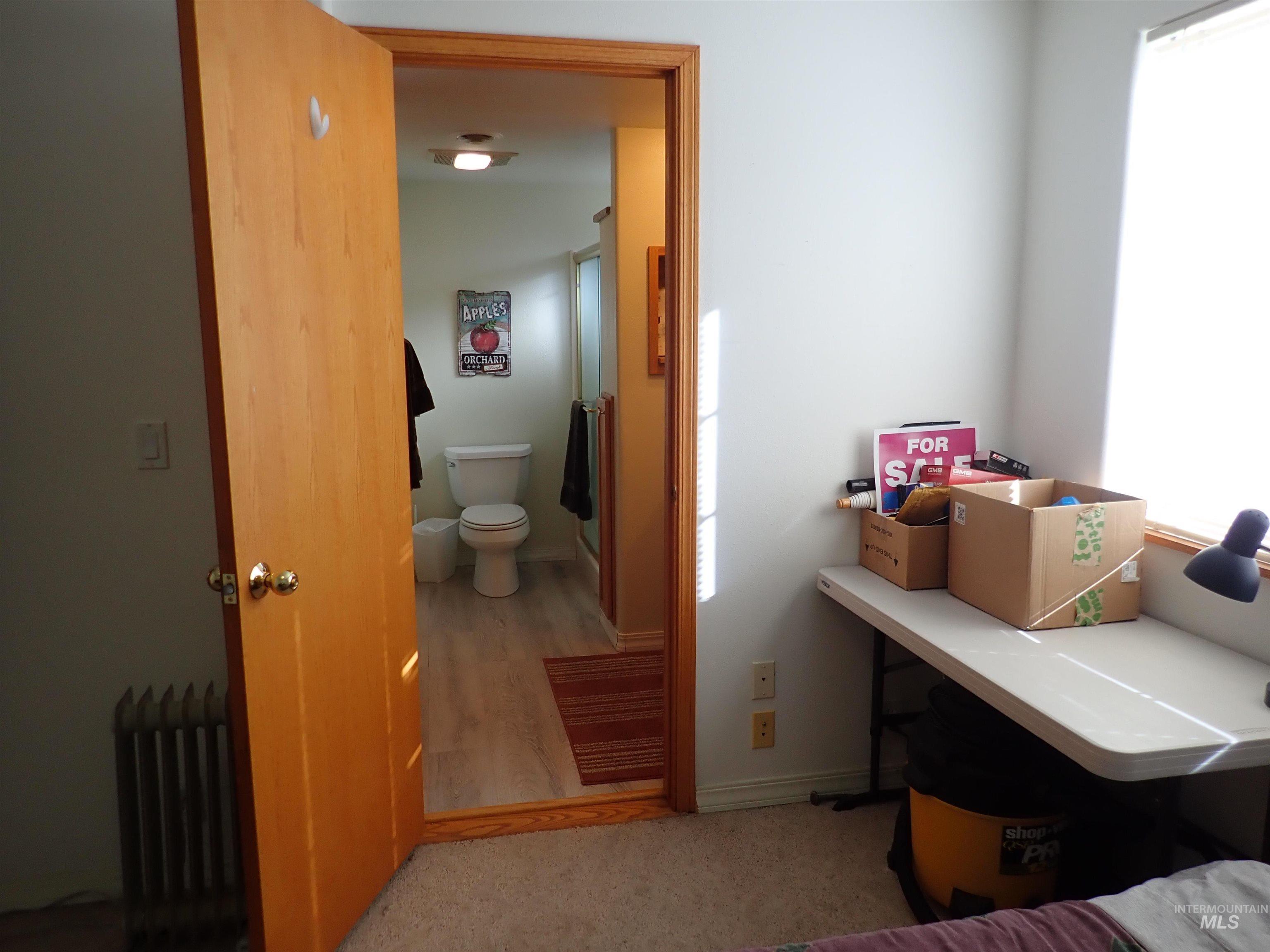 1039 15th St, Clarkston, Washington 99403, 2 Bedrooms, 2 Bathrooms, Residential For Sale, Price $305,000, 98969786