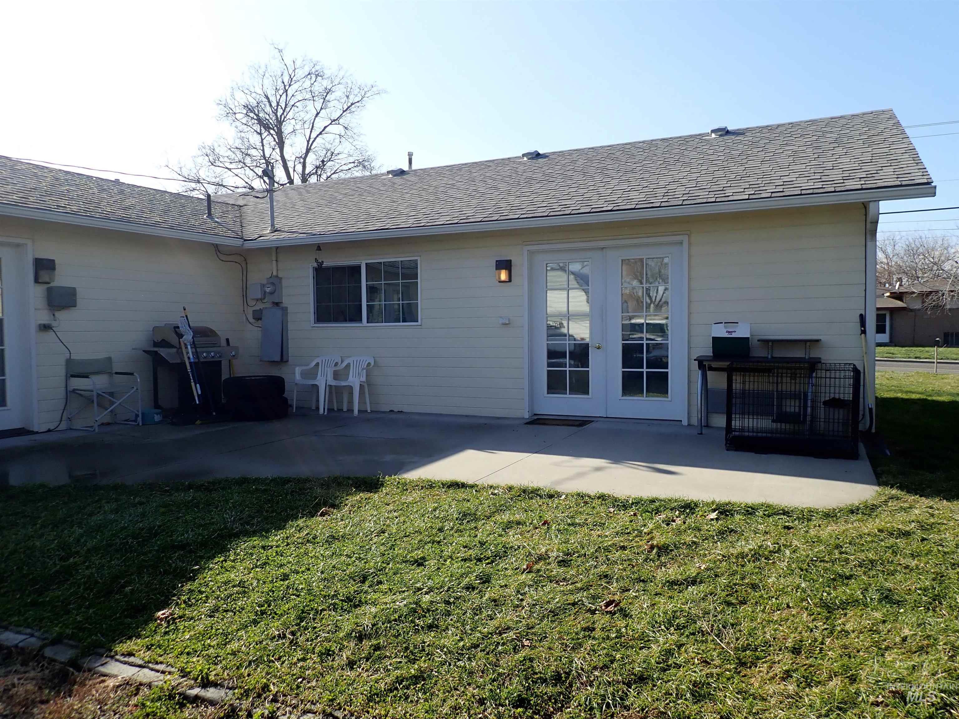 1039 15th St, Clarkston, Washington 99403, 2 Bedrooms, 2 Bathrooms, Residential For Sale, Price $305,000, 98969786