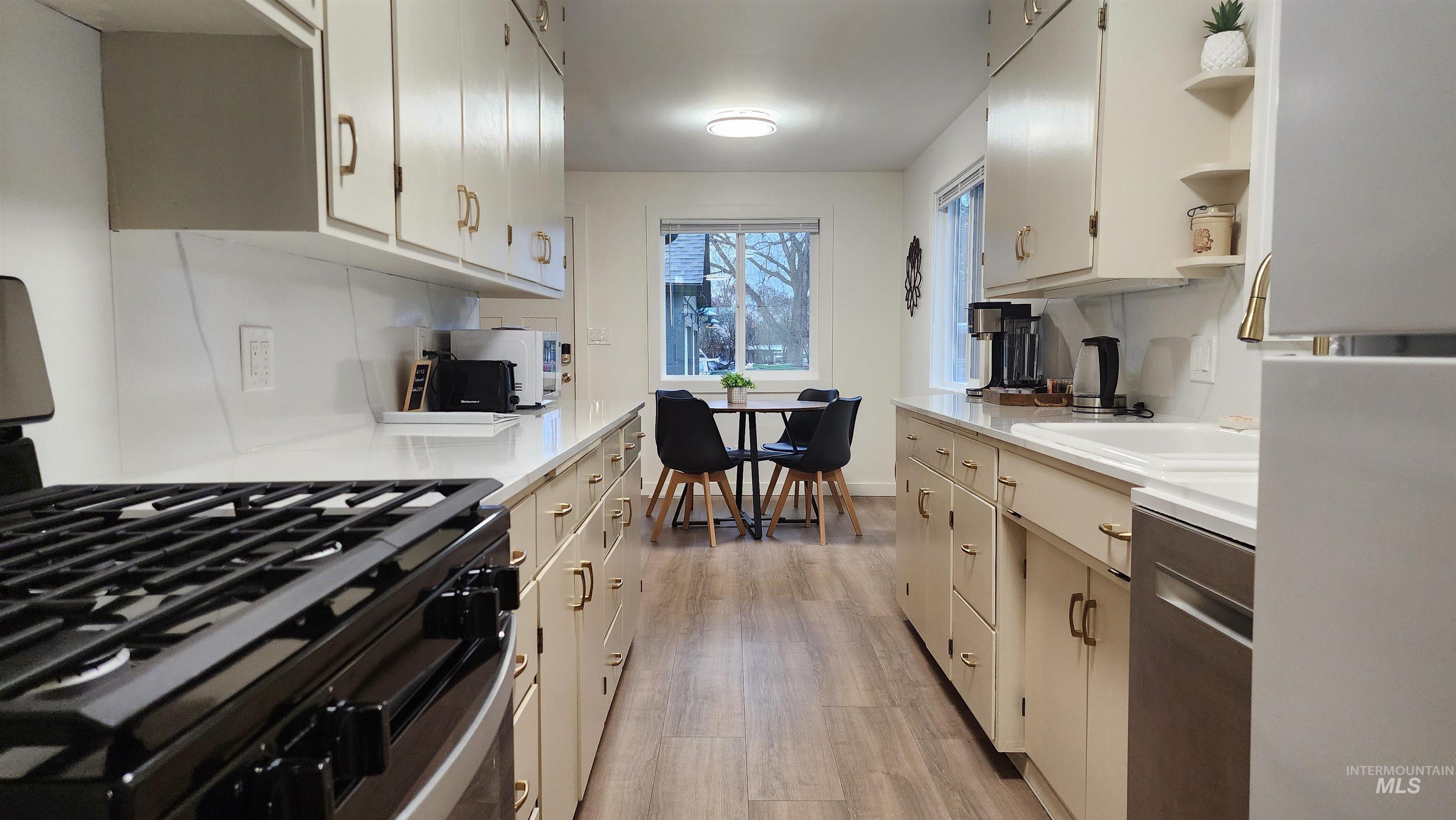 1611 Grelle Ave, Lewiston, Idaho 83501, 3 Bedrooms, 2 Bathrooms, Residential For Sale, Price $349,000, 98969790