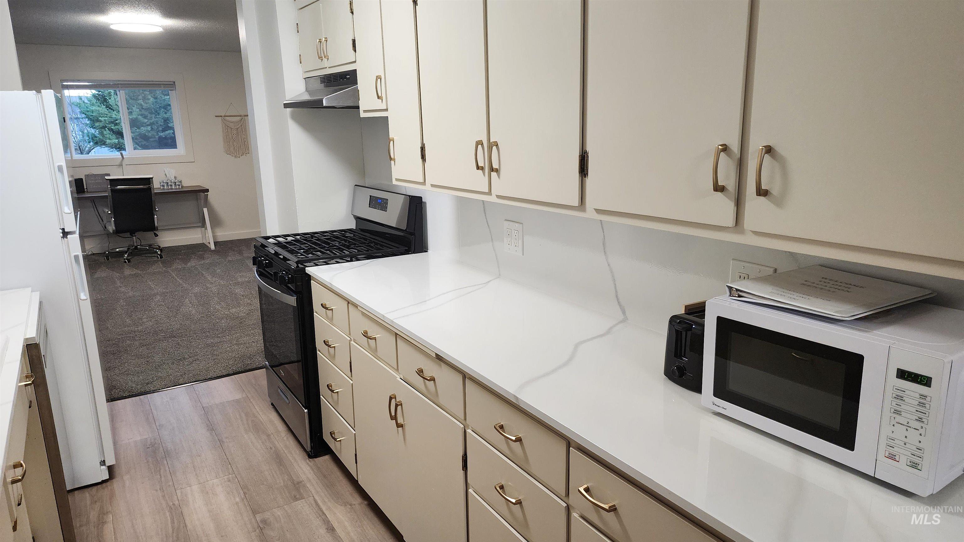 1611 Grelle Ave, Lewiston, Idaho 83501, 3 Bedrooms, 2 Bathrooms, Residential For Sale, Price $349,000, 98969790