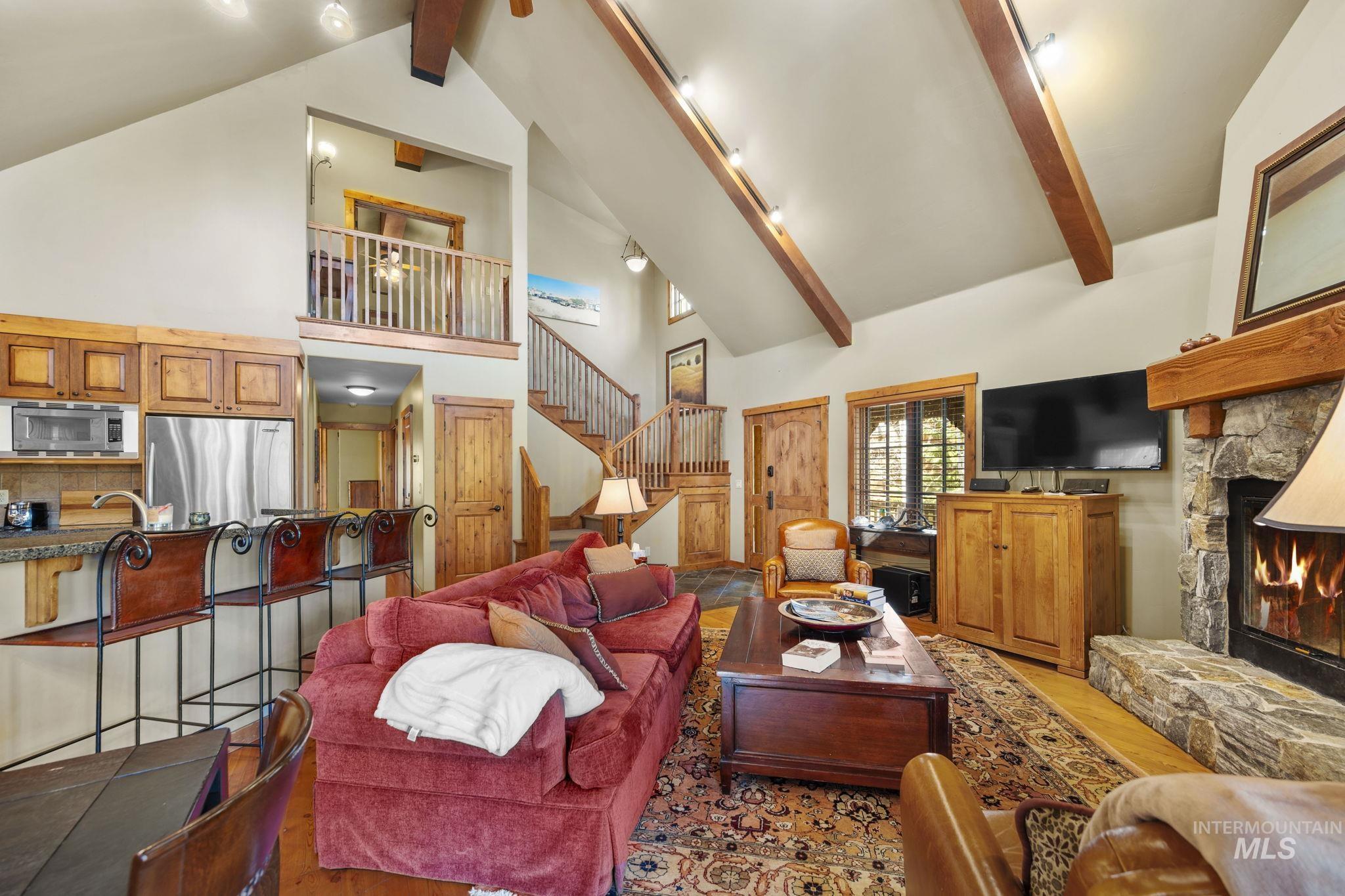 114 Twin Creeks, Donnelly, Idaho 83615, 3 Bedrooms, 3 Bathrooms, Residential For Sale, Price $1,589,000,MLS 98969809