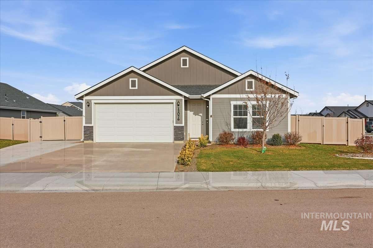 12076 W Terrazzo Dr, Nampa, Idaho 73651, 3 Bedrooms, 2 Bathrooms, Residential For Sale, Price $448,500, 98969812