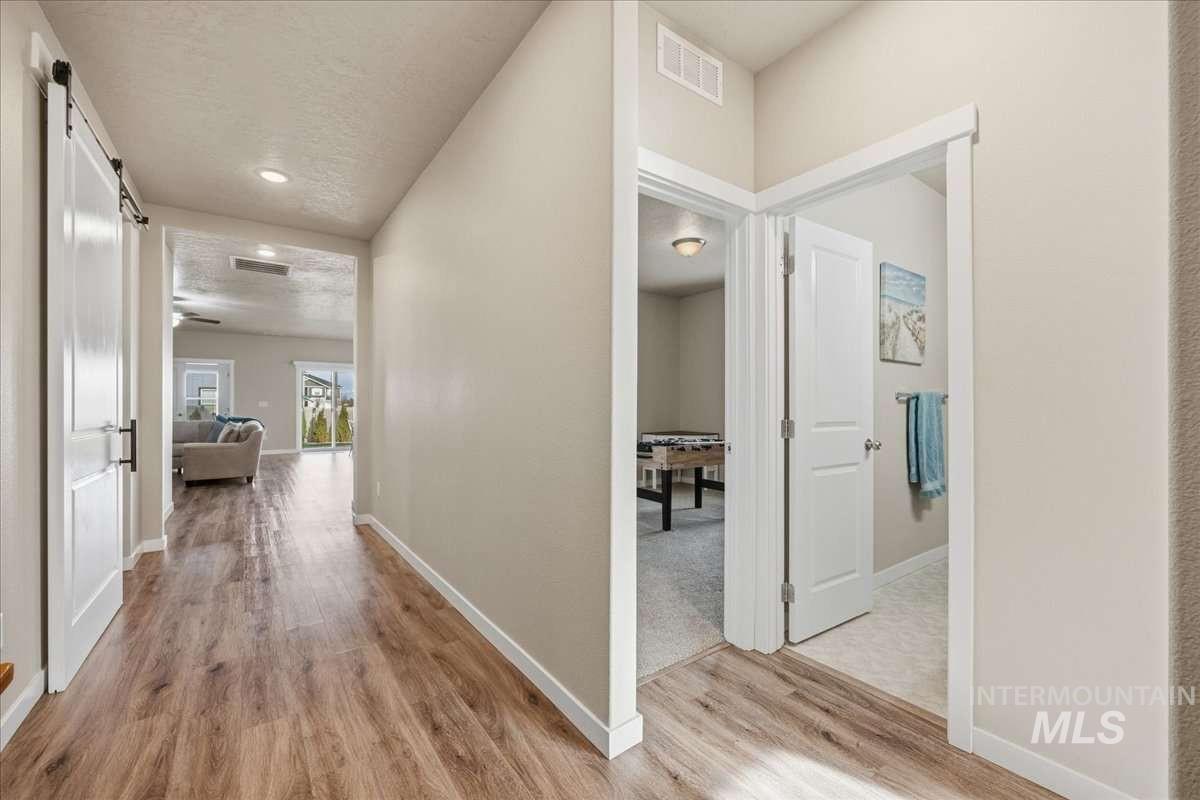 12076 W Terrazzo Dr, Nampa, Idaho 73651, 3 Bedrooms, 2 Bathrooms, Residential For Sale, Price $448,500, 98969812