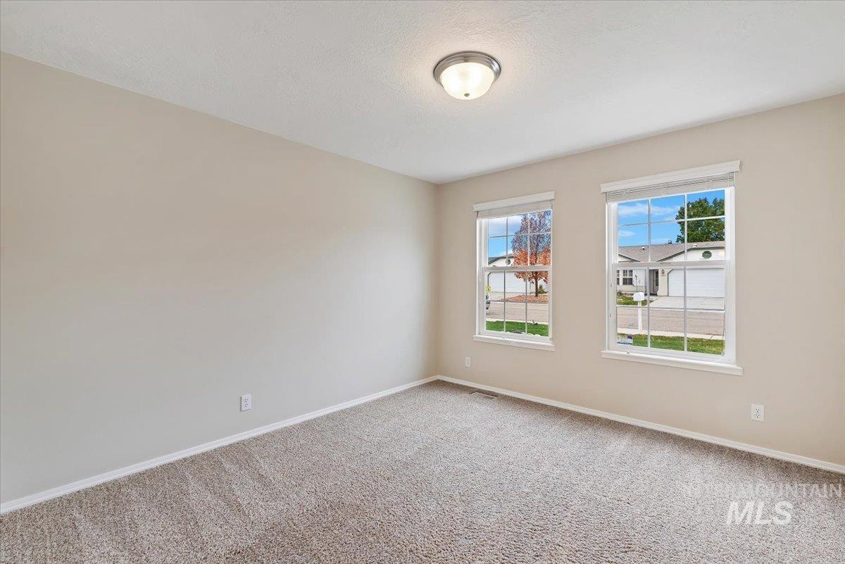 1875 N Buena Vista Ave, Meridian, Idaho 83646, 2 Bedrooms, 2 Bathrooms, Residential For Sale, Price $362,500,MLS 98969821