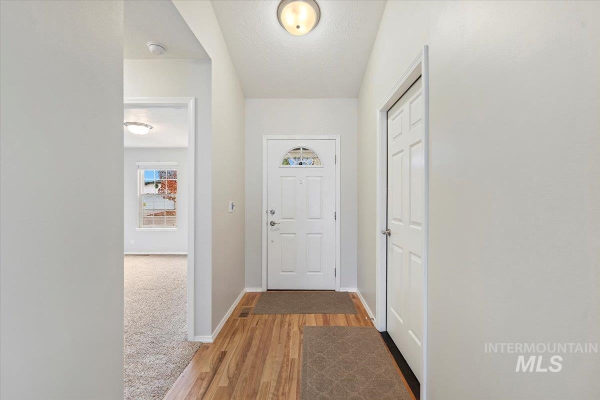 1875 N Buena Vista Ave, Meridian, Idaho 83646, 2 Bedrooms, 2 Bathrooms, Residential For Sale, Price $362,500,MLS 98969821