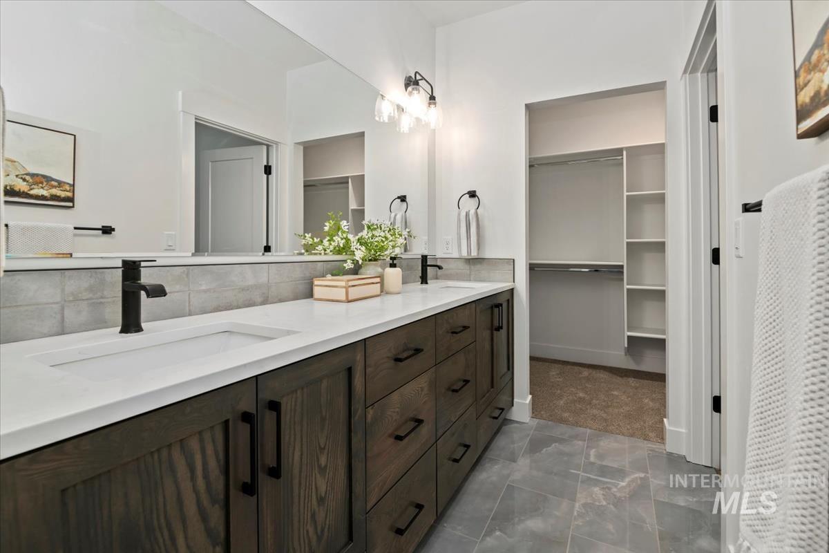 1713 N 31st St, Boise, Idaho 83703, 3 Bedrooms, 3 Bathrooms, Residential For Sale, Price $749,900,MLS 98969828