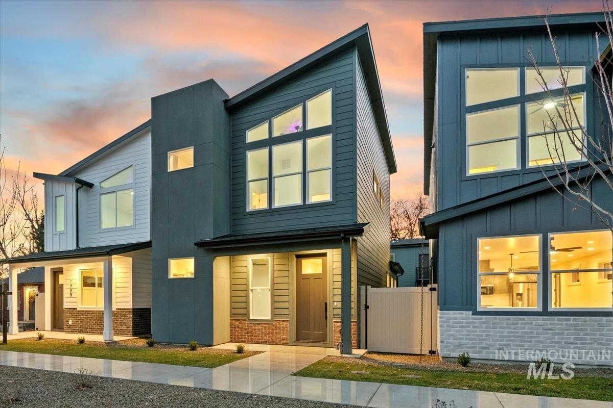 1713 N 31st St, Boise, Idaho 83703, 3 Bedrooms, 3 Bathrooms, Residential For Sale, Price $749,900,MLS 98969828