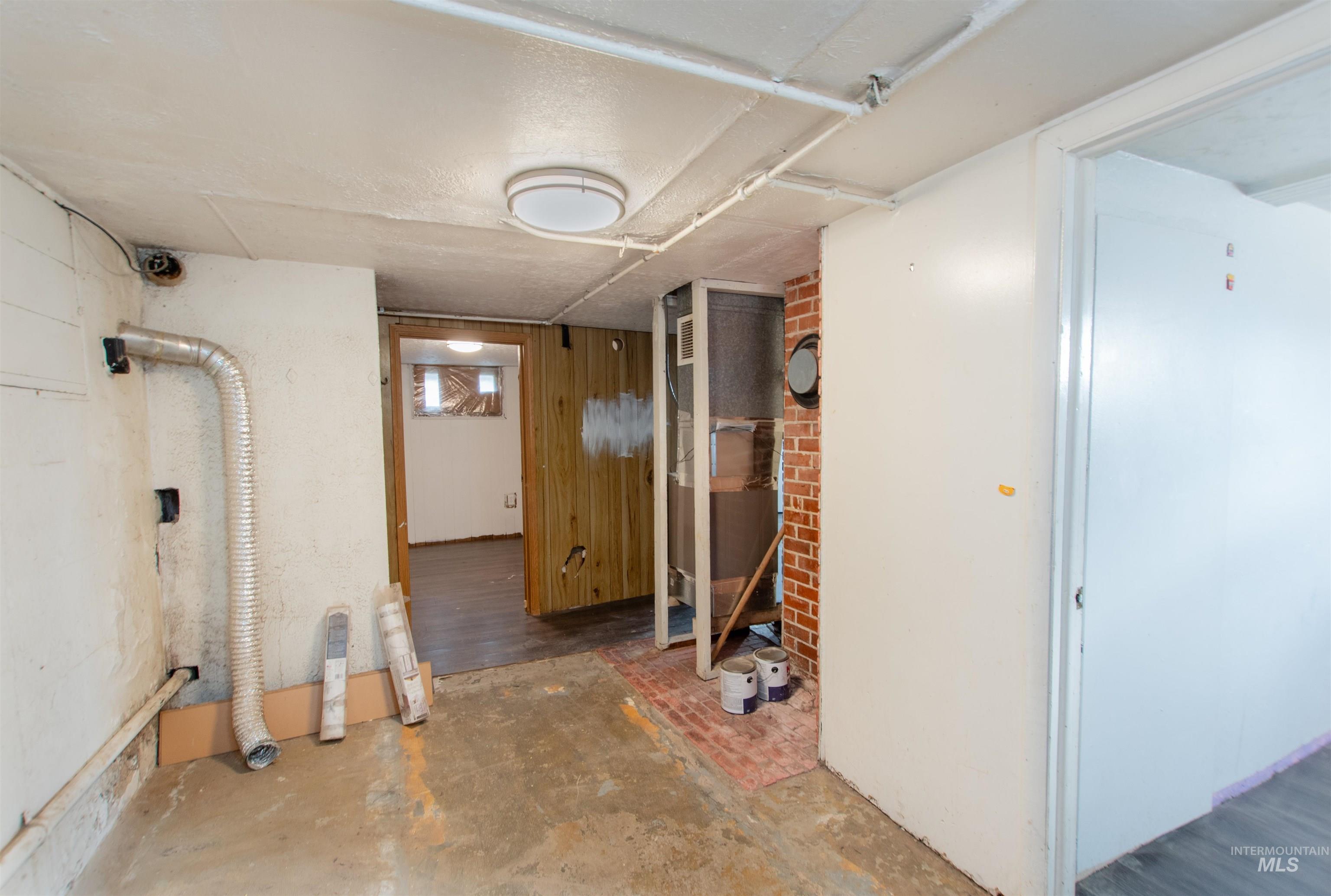 Finished below grade area with heating unit