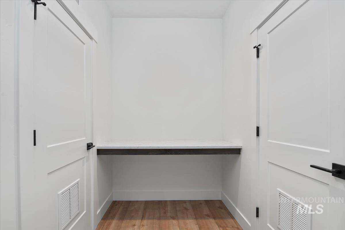 1715 N 31st St, Boise, Idaho 83703, 3 Bedrooms, 3.5 Bathrooms, Residential For Sale, Price $749,900,MLS 98969833