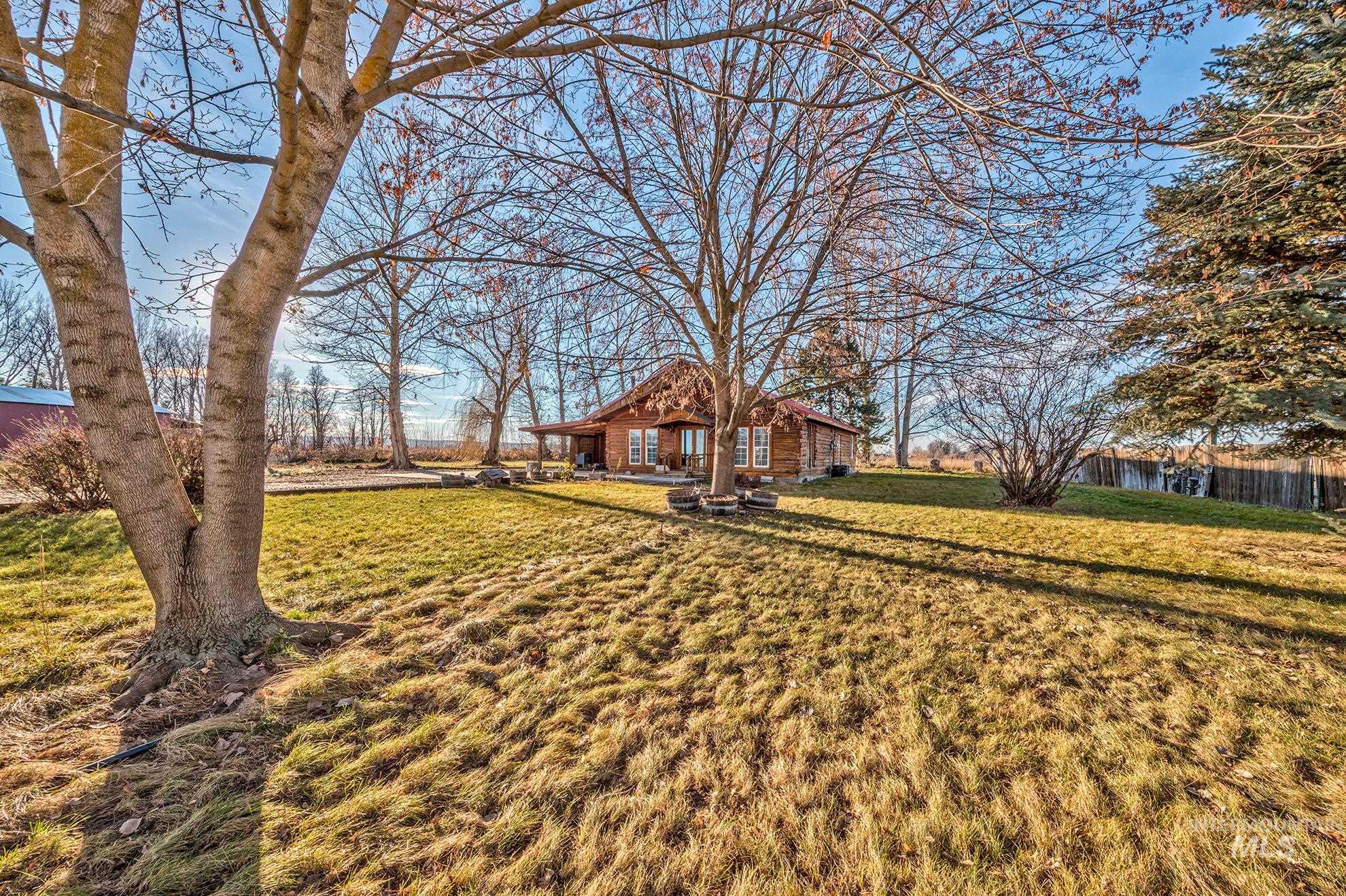 View of front of house with a front lawn