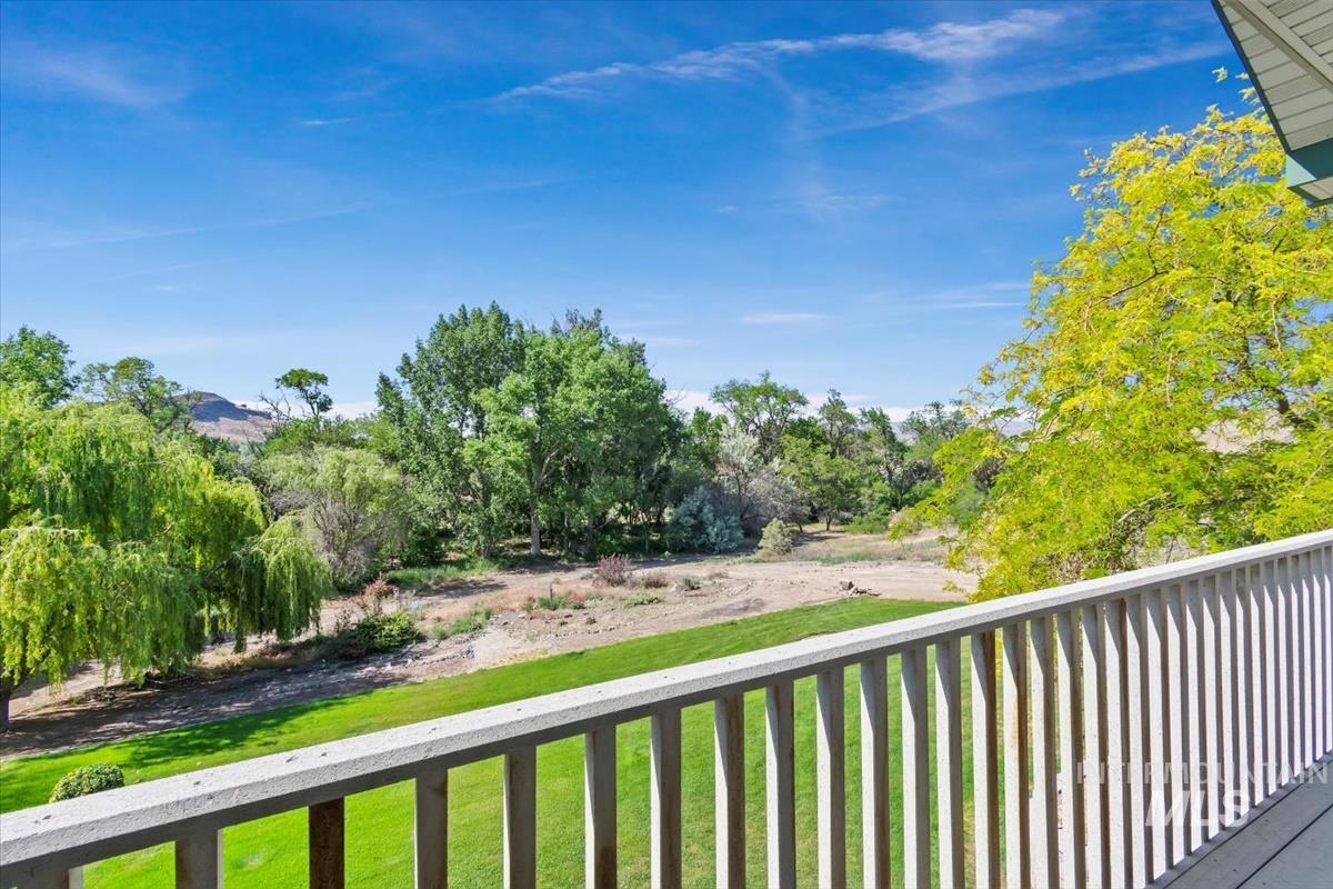 408 Hill RD S, Melba, Idaho 83641, 5 Bedrooms, 3.5 Bathrooms, Residential For Sale, Price $909,900, 98969843