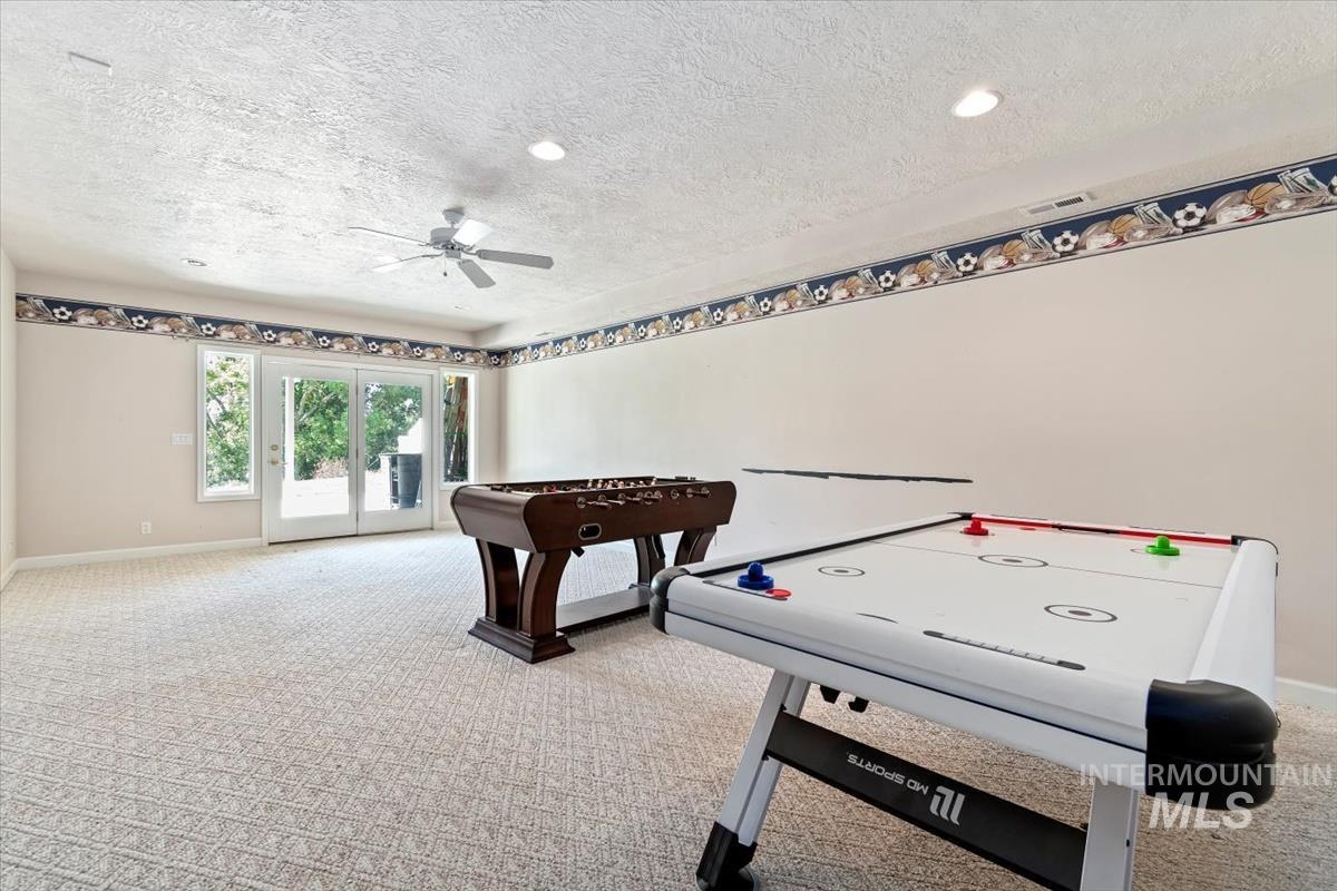 408 Hill RD S, Melba, Idaho 83641, 5 Bedrooms, 3.5 Bathrooms, Residential For Sale, Price $909,900, 98969843