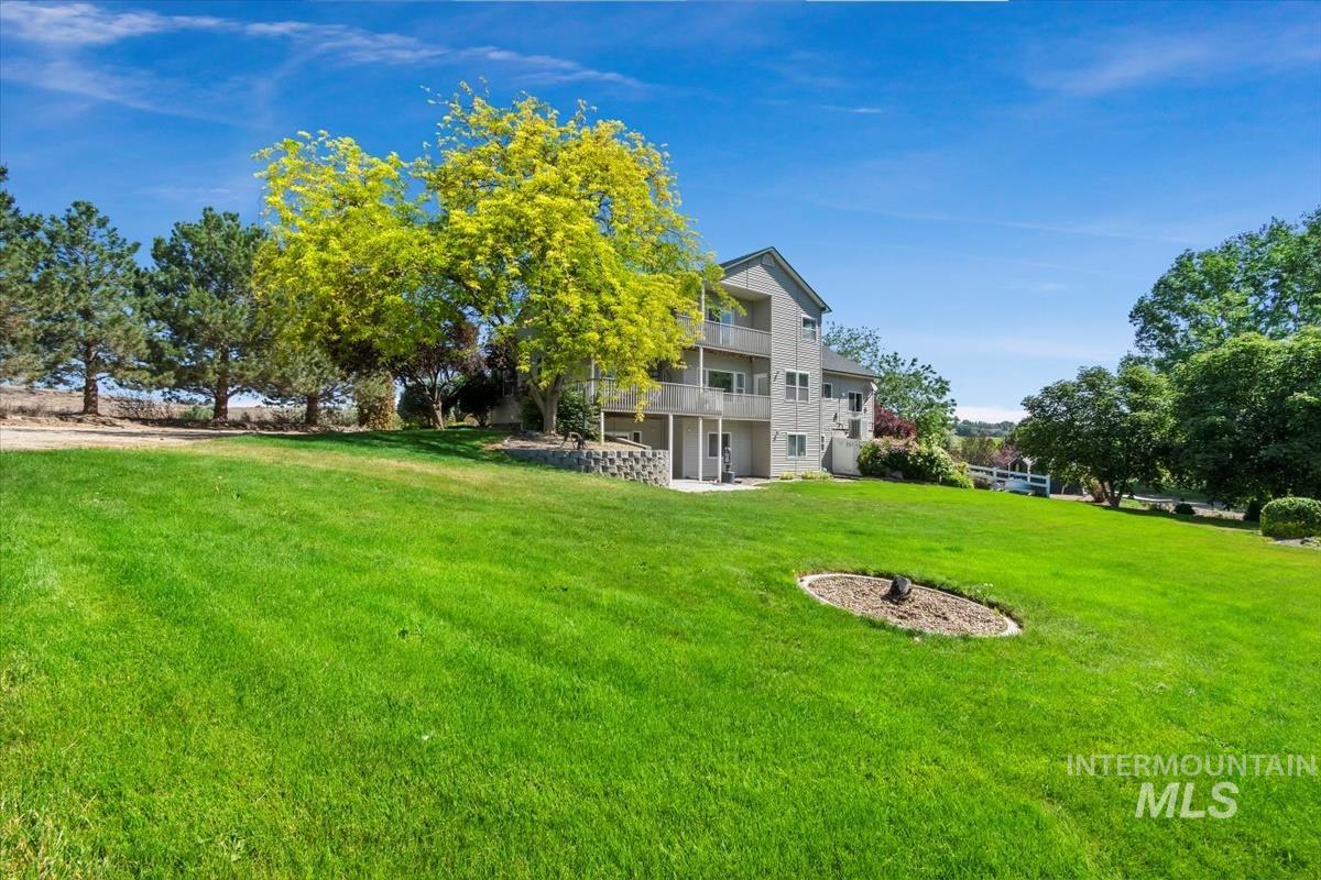 408 Hill RD S, Melba, Idaho 83641, 5 Bedrooms, 3.5 Bathrooms, Residential For Sale, Price $909,900, 98969843