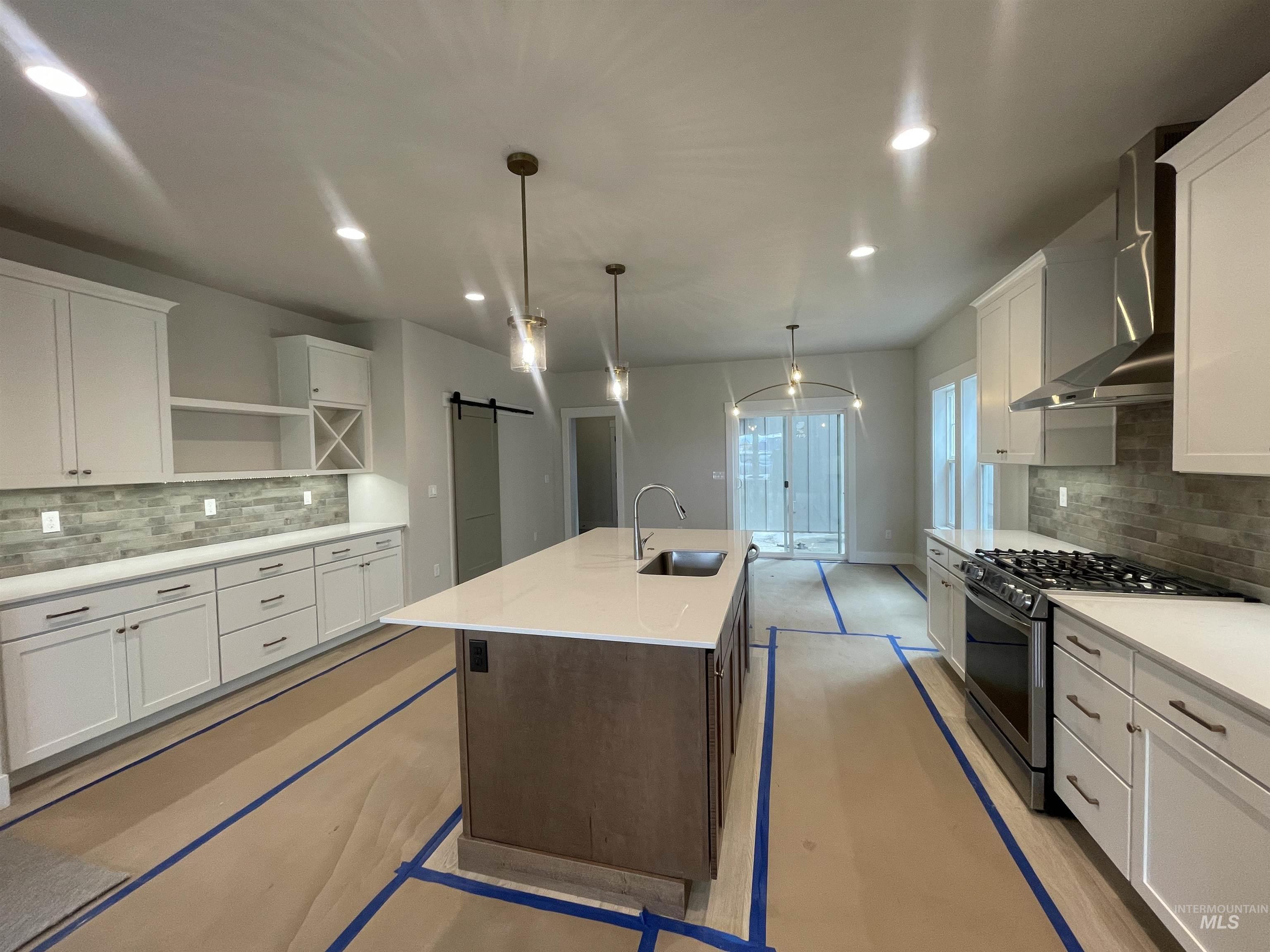 158 N Edgewood Ln, Eagle, Idaho 83616, 3 Bedrooms, 2.5 Bathrooms, Residential For Sale, Price $579,900,MLS 98969845