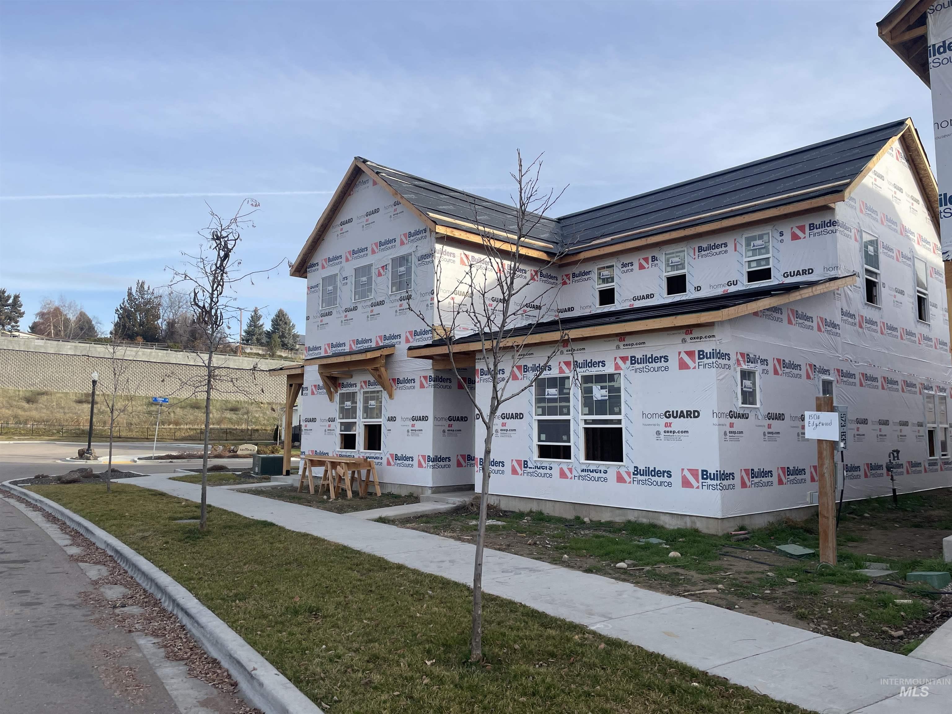 158 N Edgewood Ln, Eagle, Idaho 83616, 3 Bedrooms, 2.5 Bathrooms, Residential For Sale, Price $579,900,MLS 98969845