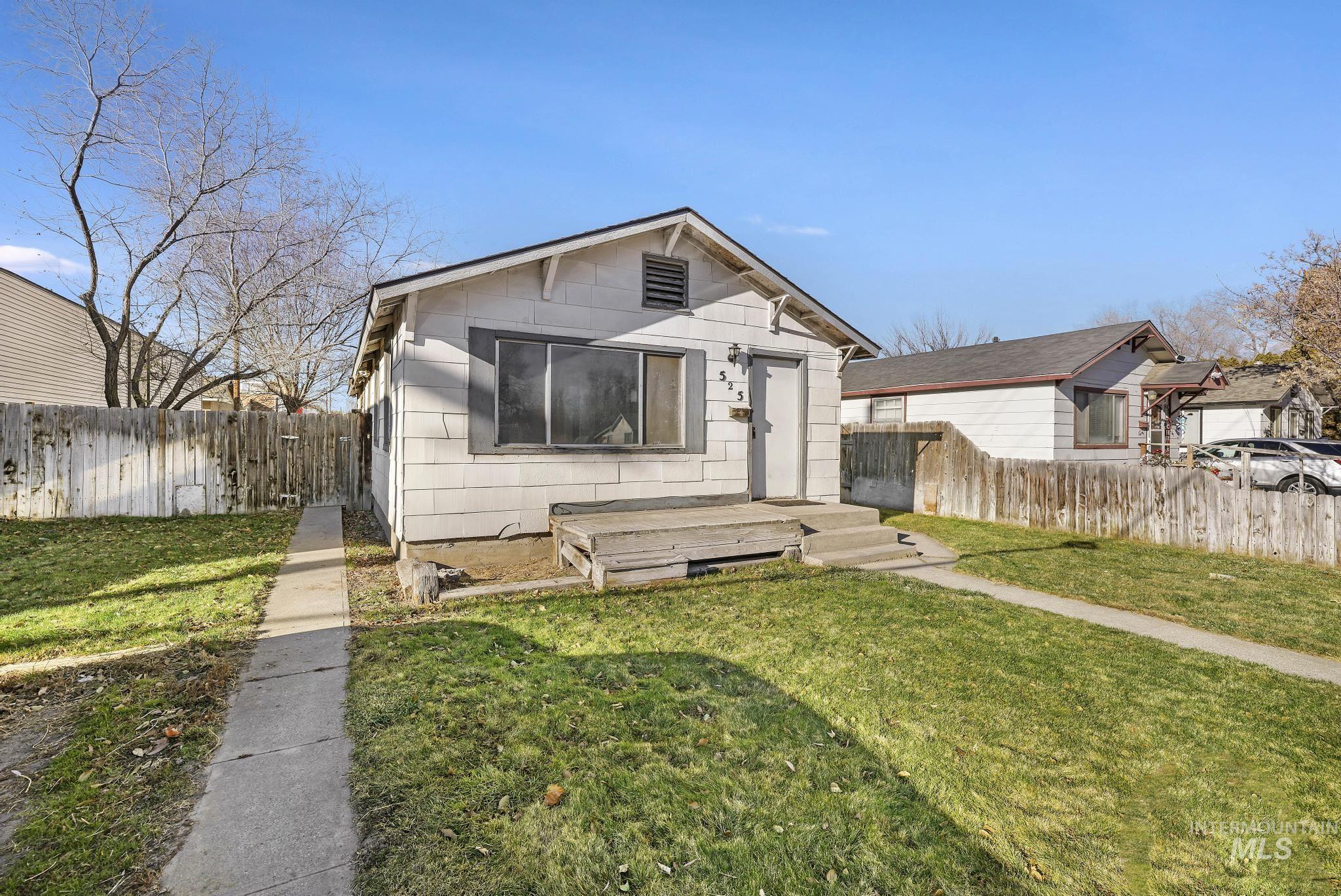 525 Adams St, Twin Falls, Idaho 83301, 2 Bedrooms, 1 Bathroom, Residential For Sale, Price $210,000, 98969853