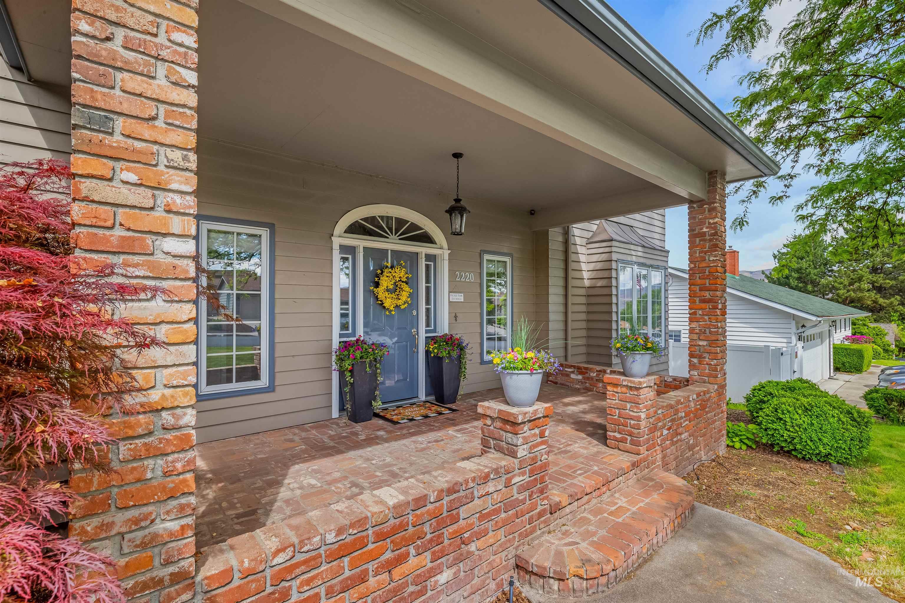 2220 14th Street, Lewiston, Idaho 83501, 5 Bedrooms, 4 Bathrooms, Residential For Sale, Price $699,000, 98969854