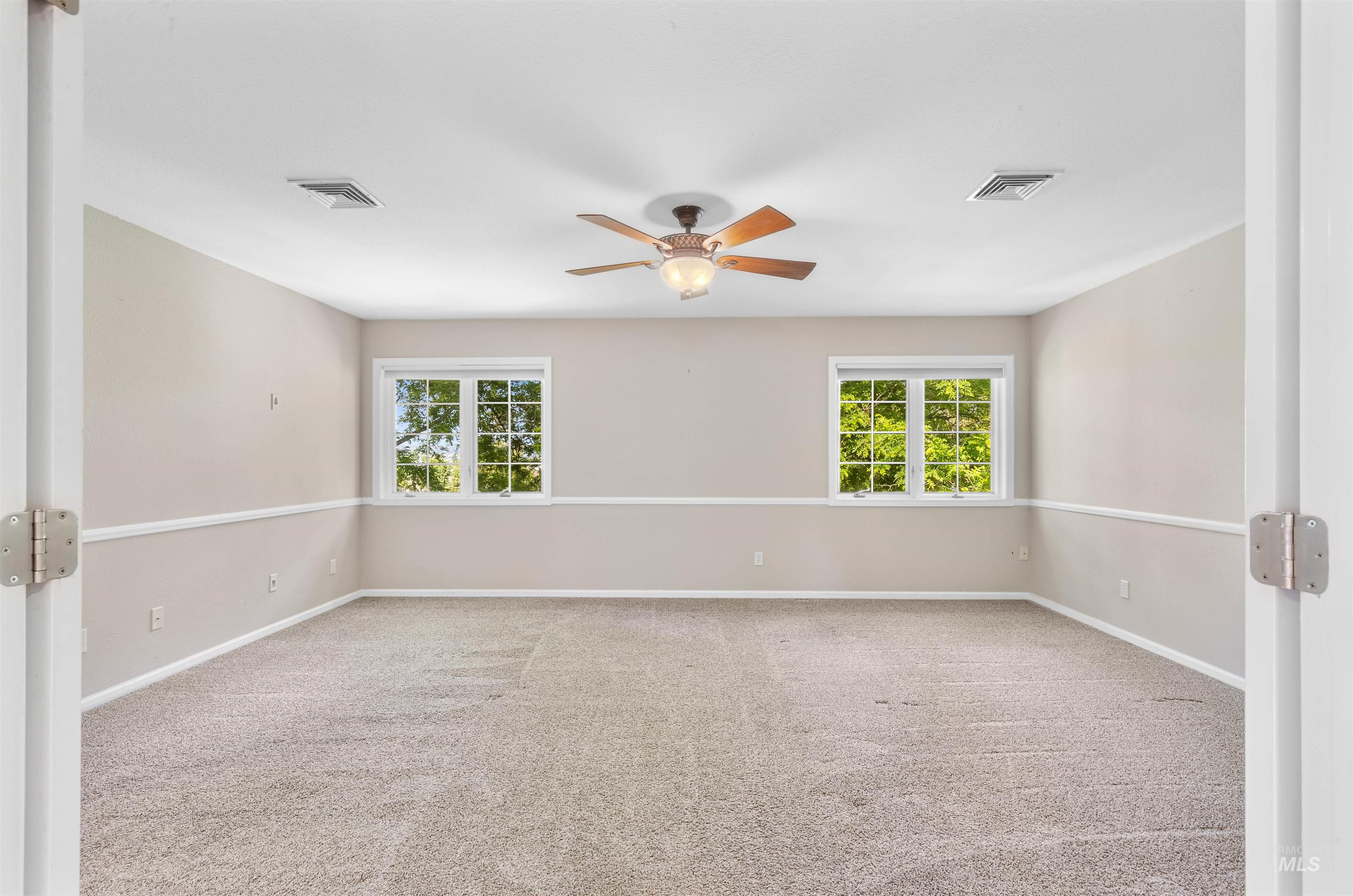 2220 14th Street, Lewiston, Idaho 83501, 5 Bedrooms, 4 Bathrooms, Residential For Sale, Price $699,000, 98969854