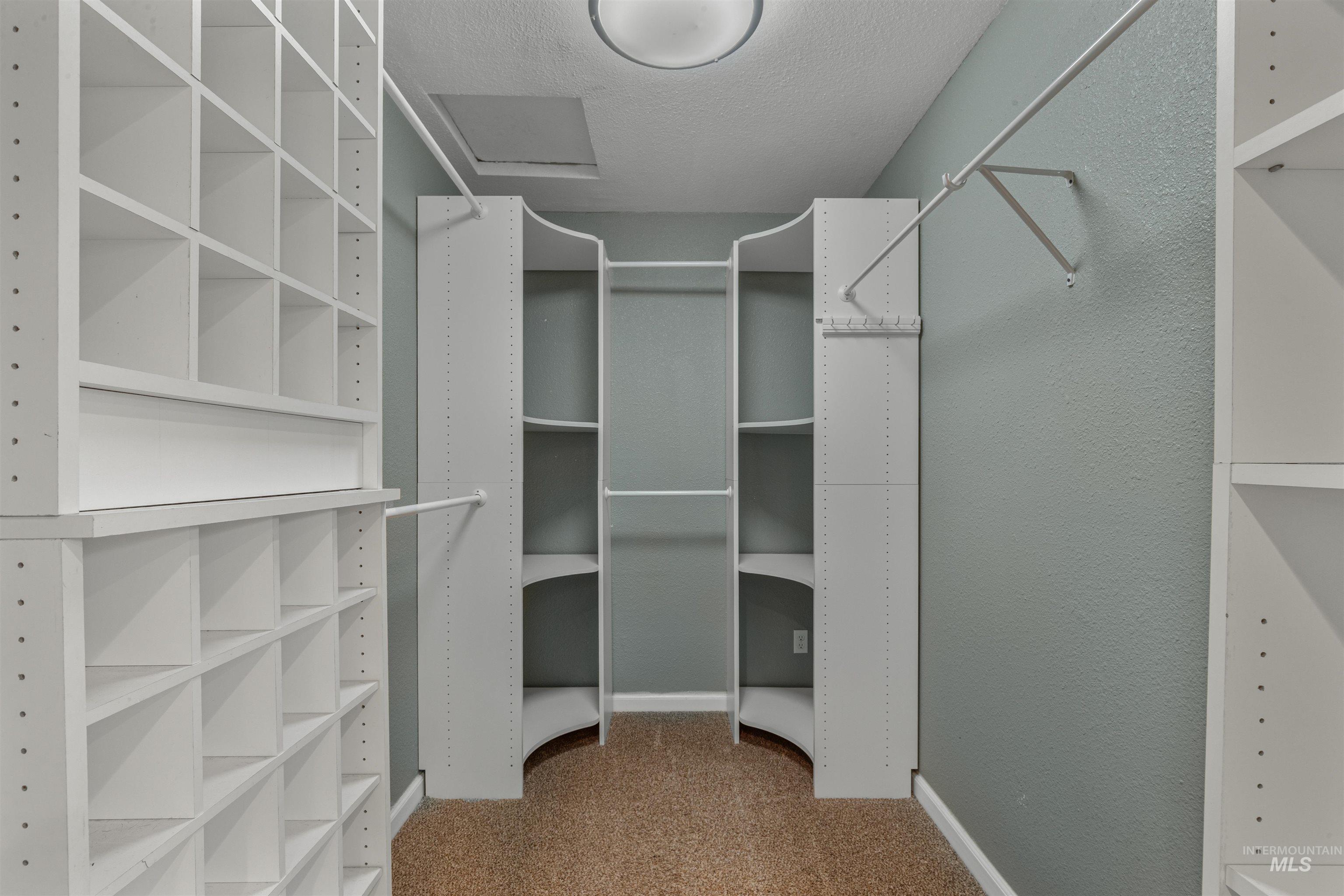 2220 14th Street, Lewiston, Idaho 83501, 5 Bedrooms, 4 Bathrooms, Residential For Sale, Price $699,000, 98969854