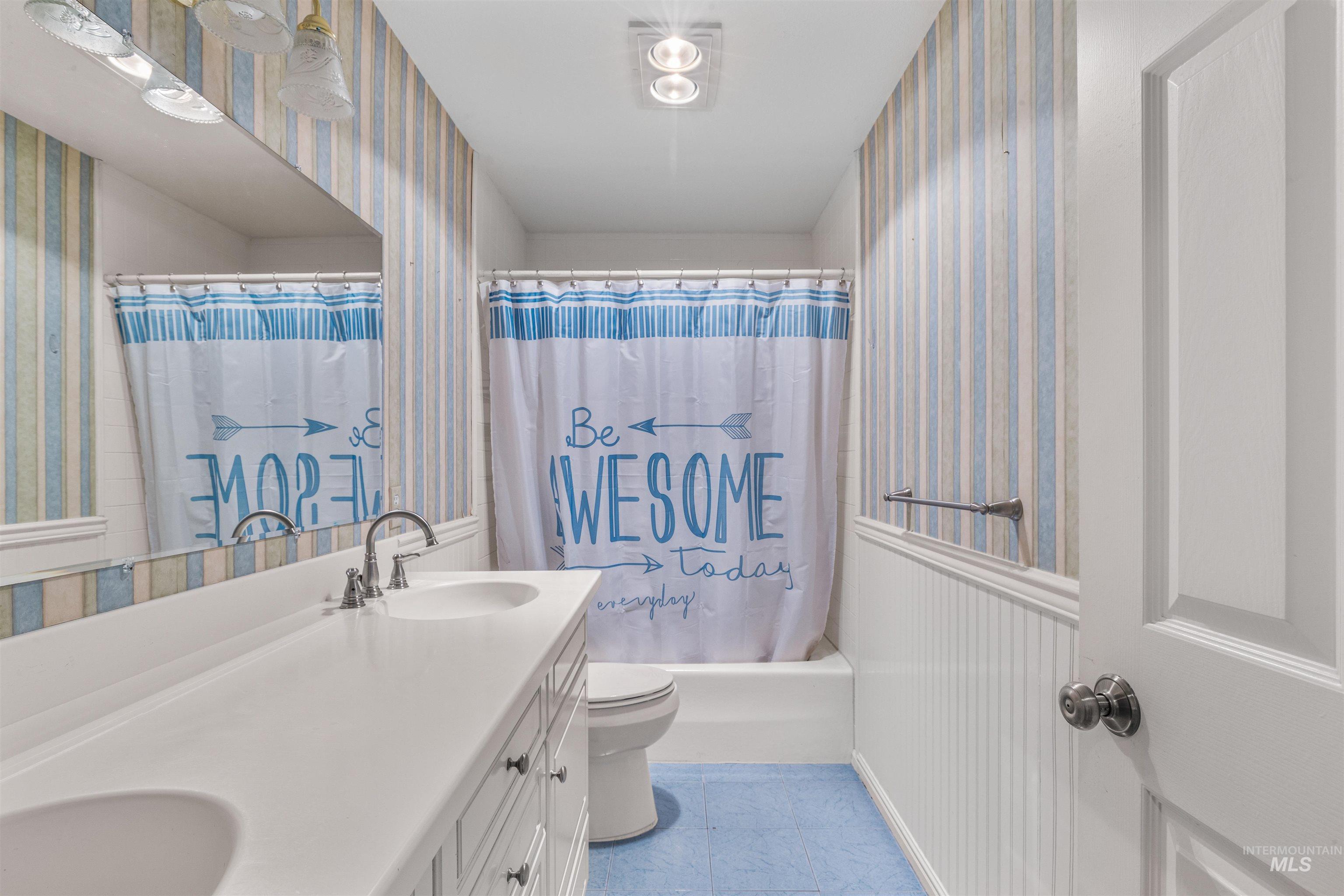 2220 14th Street, Lewiston, Idaho 83501, 5 Bedrooms, 4 Bathrooms, Residential For Sale, Price $699,000, 98969854