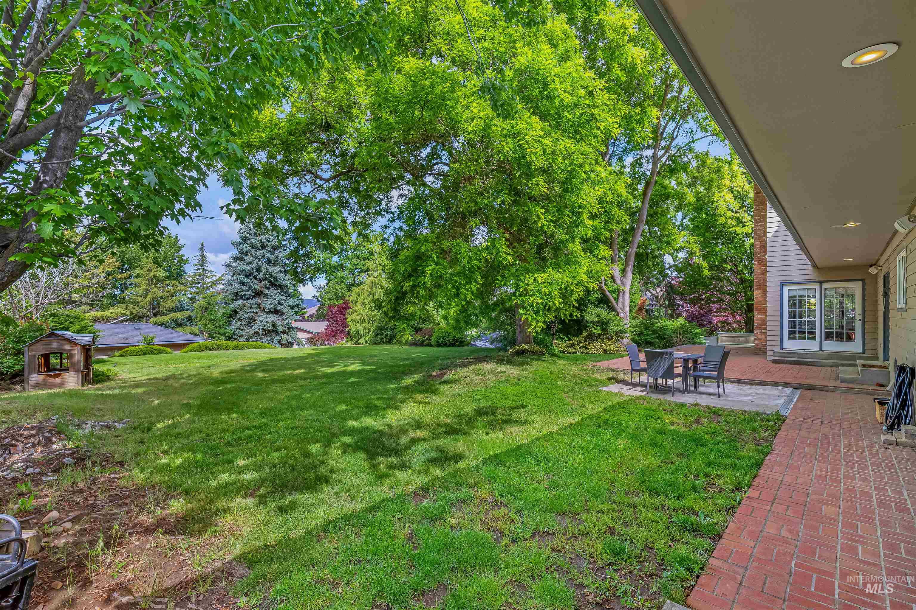 2220 14th Street, Lewiston, Idaho 83501, 5 Bedrooms, 4 Bathrooms, Residential For Sale, Price $699,000, 98969854