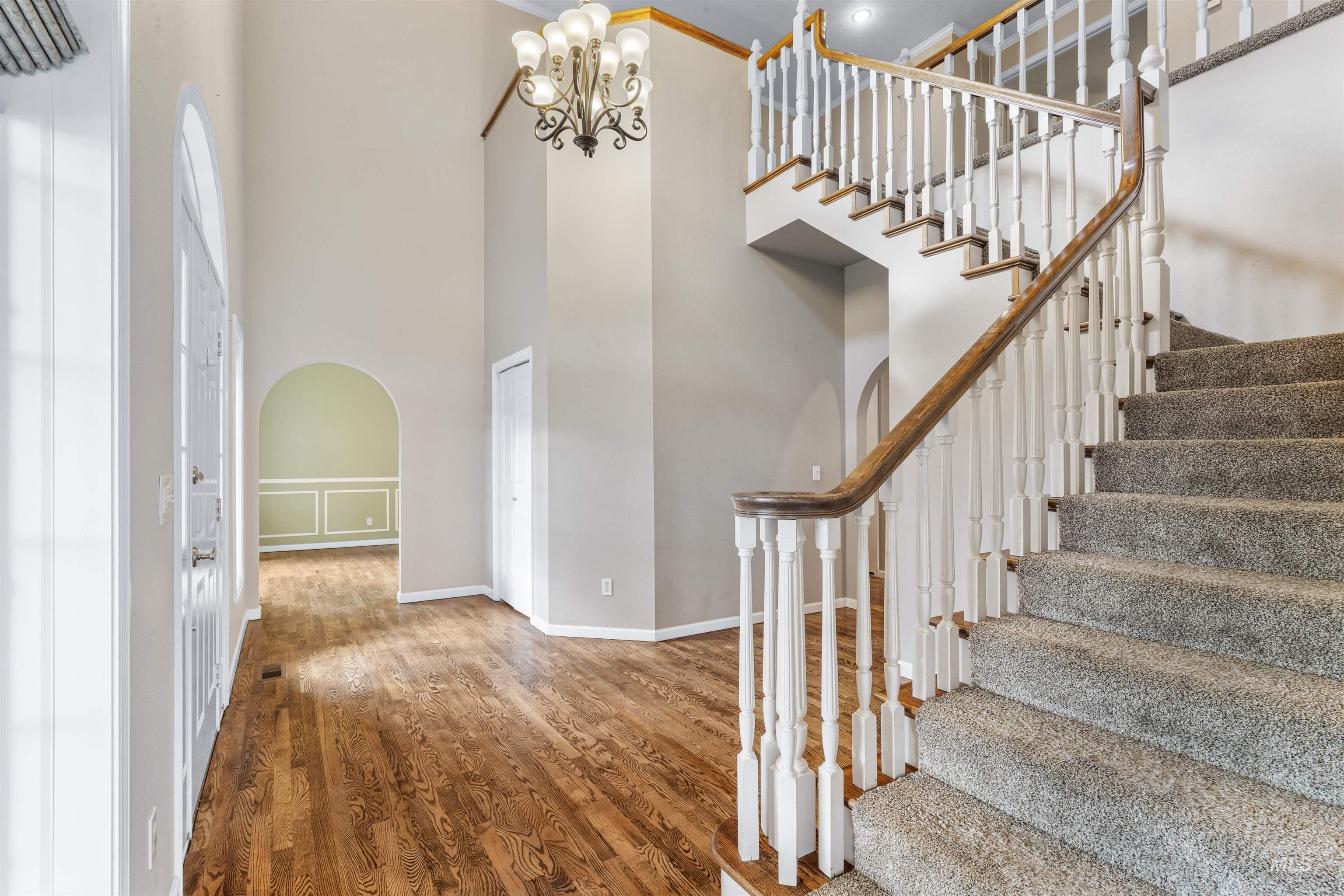 2220 14th Street, Lewiston, Idaho 83501, 5 Bedrooms, 4 Bathrooms, Residential For Sale, Price $699,000, 98969854