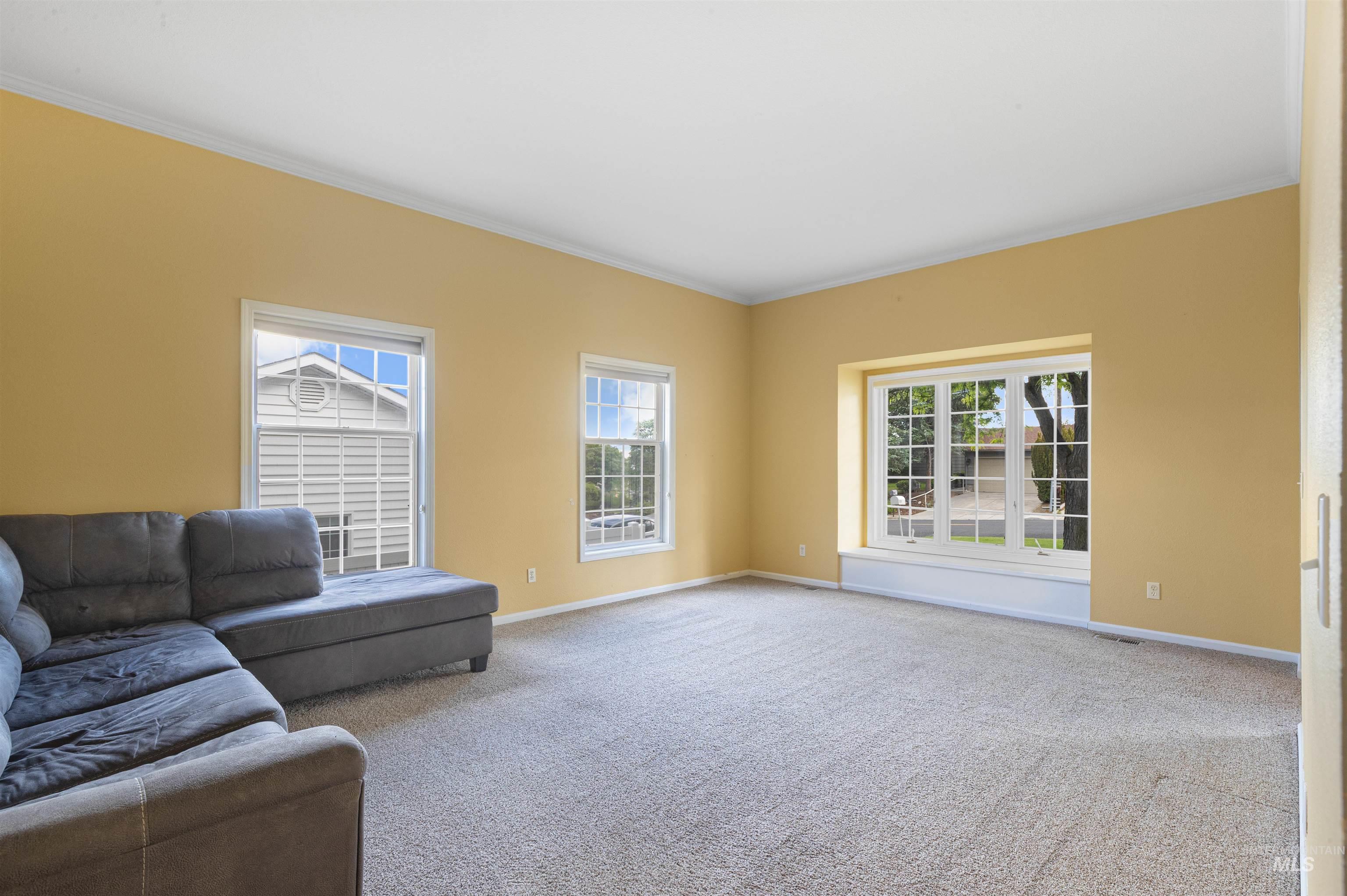 2220 14th Street, Lewiston, Idaho 83501, 5 Bedrooms, 4 Bathrooms, Residential For Sale, Price $699,000, 98969854