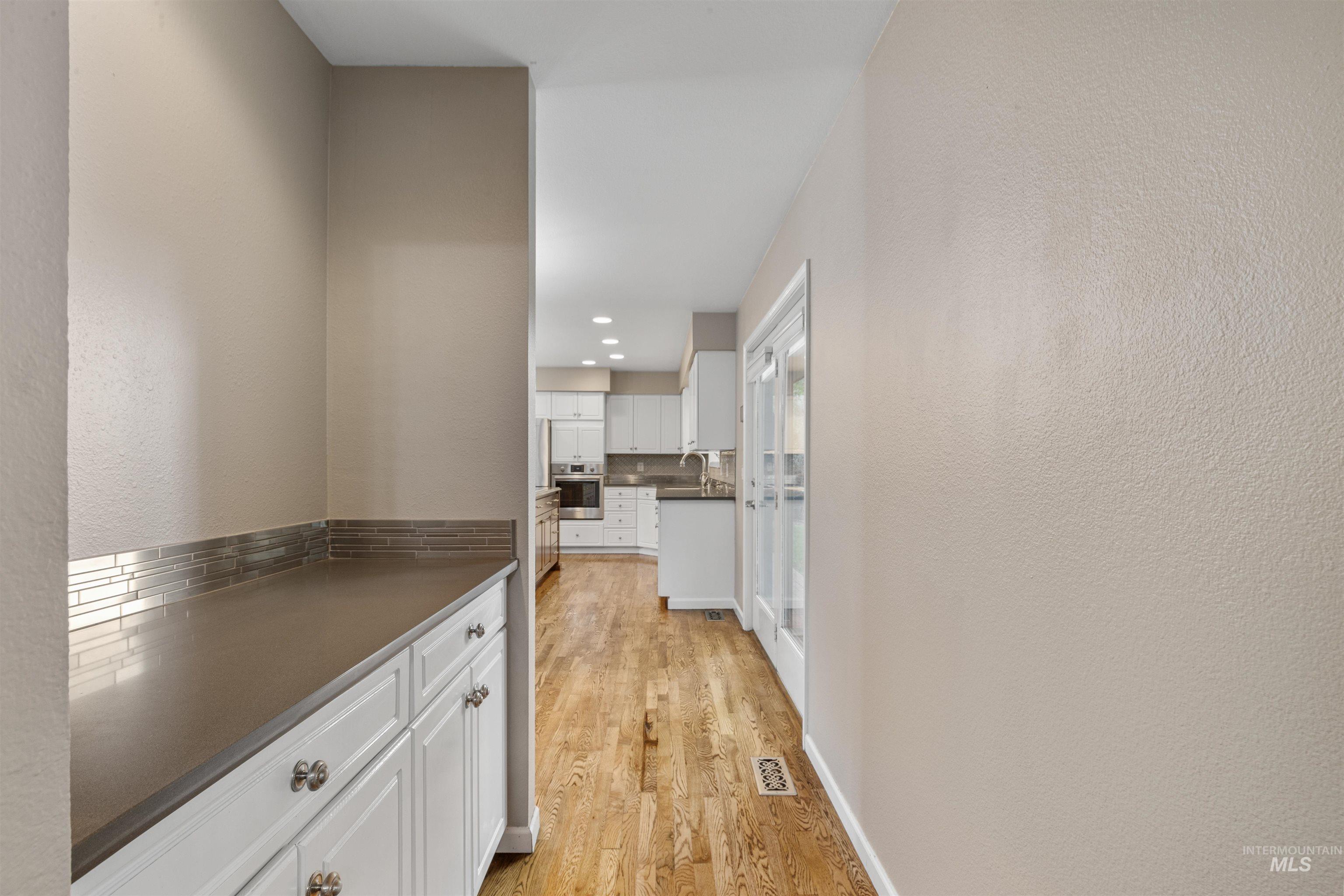 2220 14th Street, Lewiston, Idaho 83501, 5 Bedrooms, 4 Bathrooms, Residential For Sale, Price $699,000, 98969854