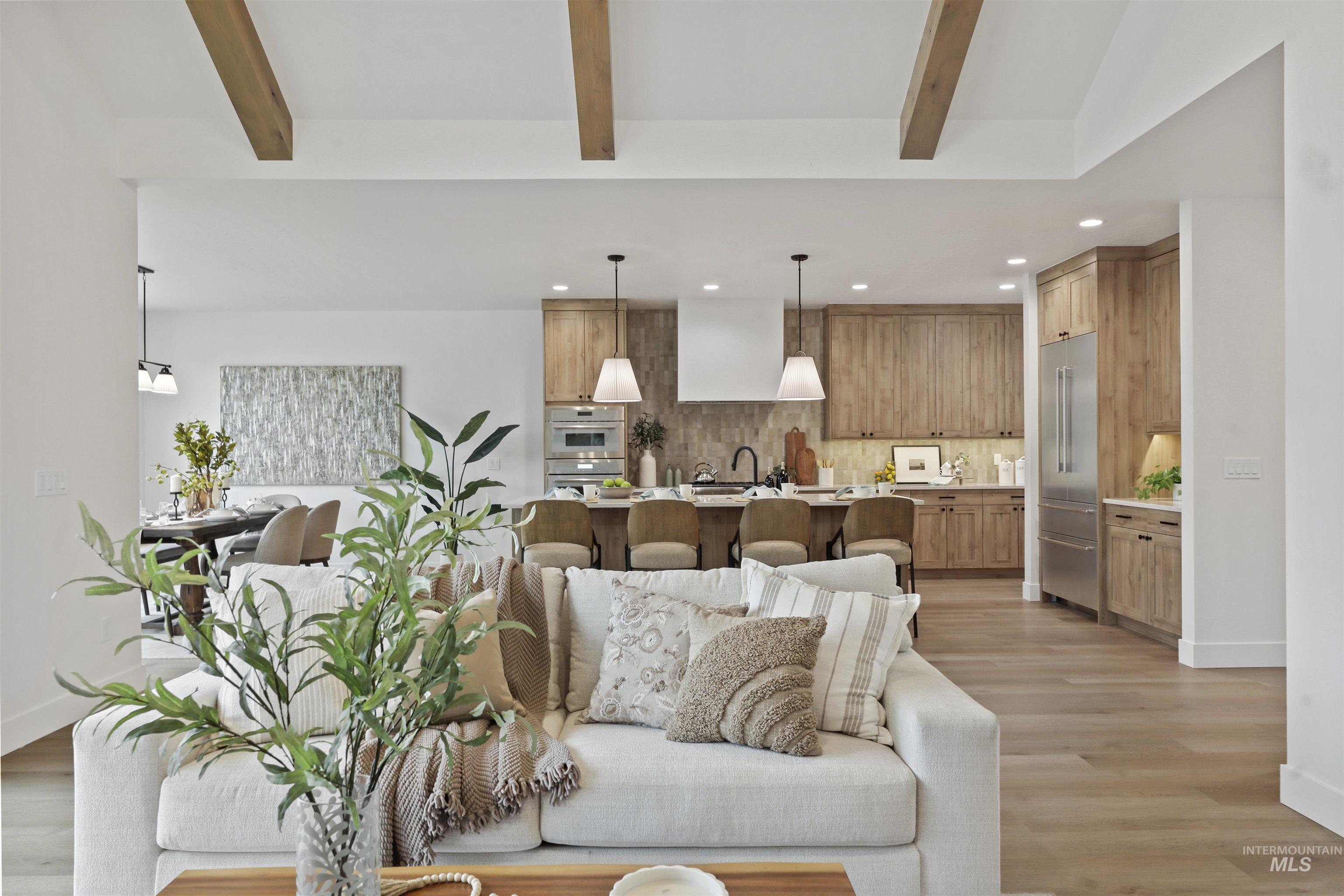 5615 W Haughburn Dr, Eagle, Idaho 83616, 3 Bedrooms, 2.5 Bathrooms, Residential For Sale, Price $899,000,MLS 98969857