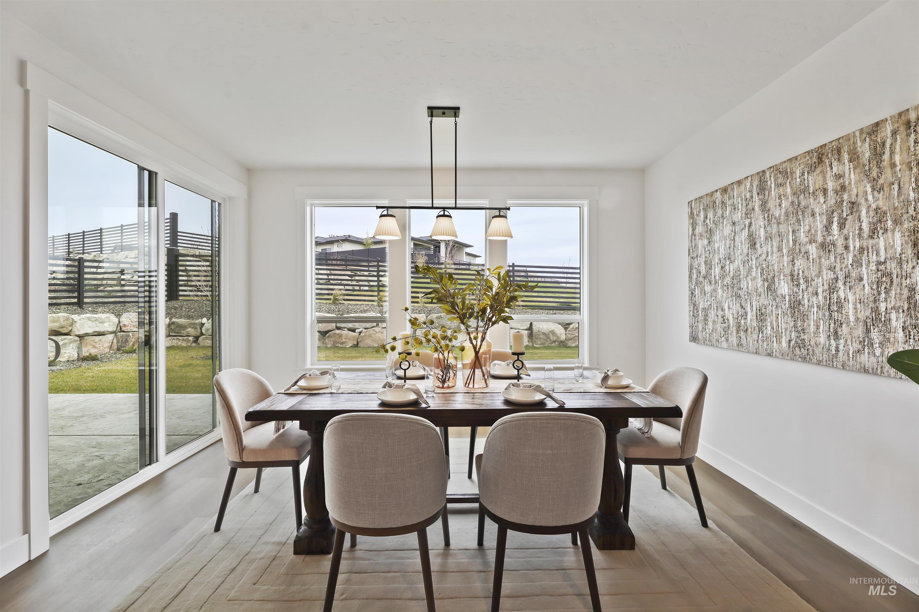 5615 W Haughburn Dr, Eagle, Idaho 83616, 3 Bedrooms, 2.5 Bathrooms, Residential For Sale, Price $899,000,MLS 98969857