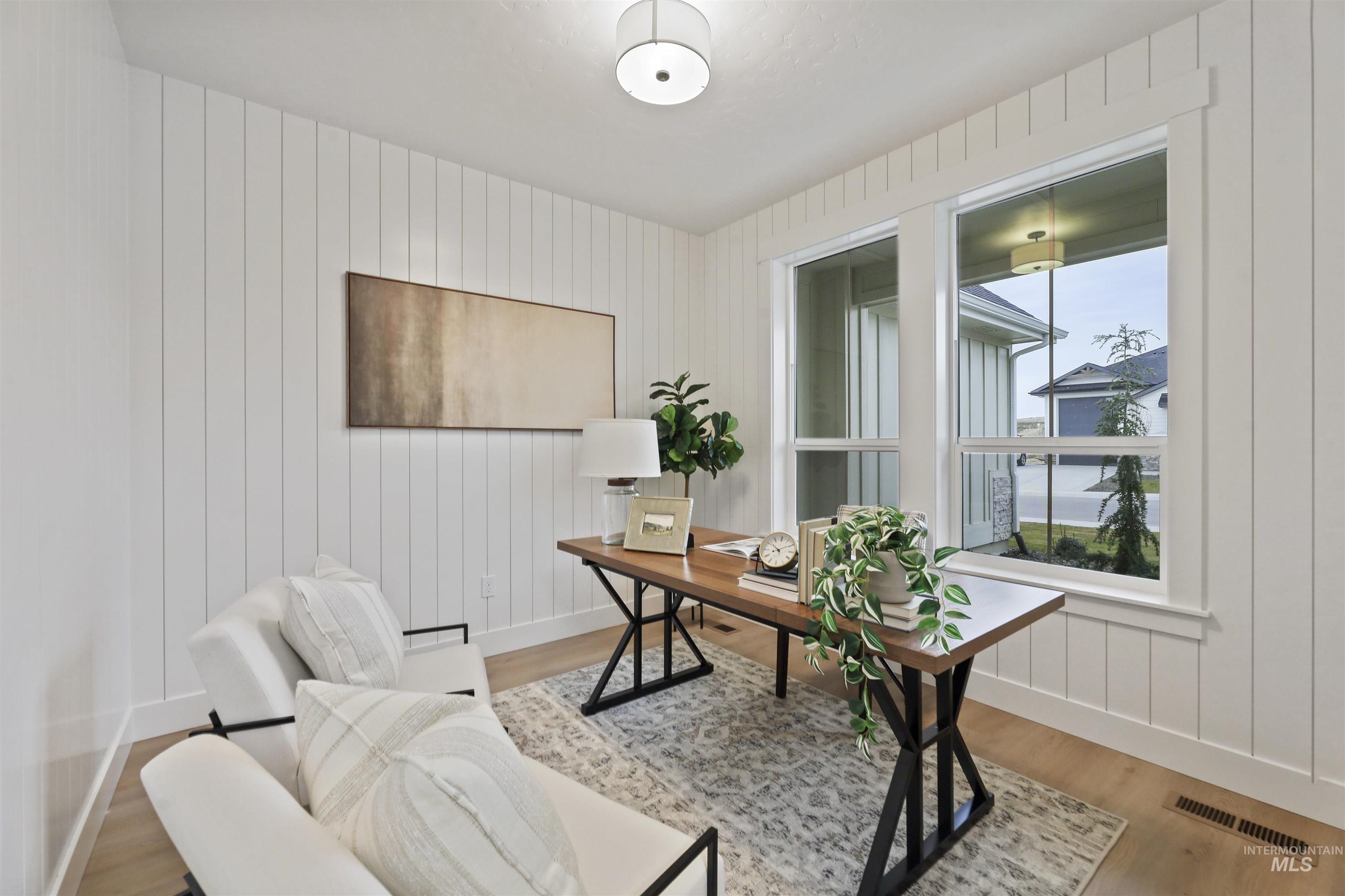 5615 W Haughburn Dr, Eagle, Idaho 83616, 3 Bedrooms, 2.5 Bathrooms, Residential For Sale, Price $899,000,MLS 98969857