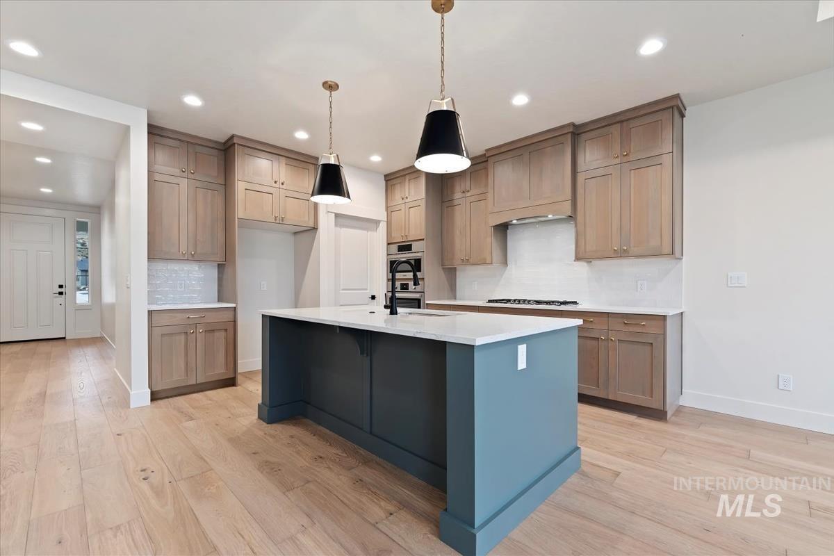 6538 E Lucy Dr., Eagle, Idaho 83629, 3 Bedrooms, 3 Bathrooms, Residential For Sale, Price $579,880, 98969864