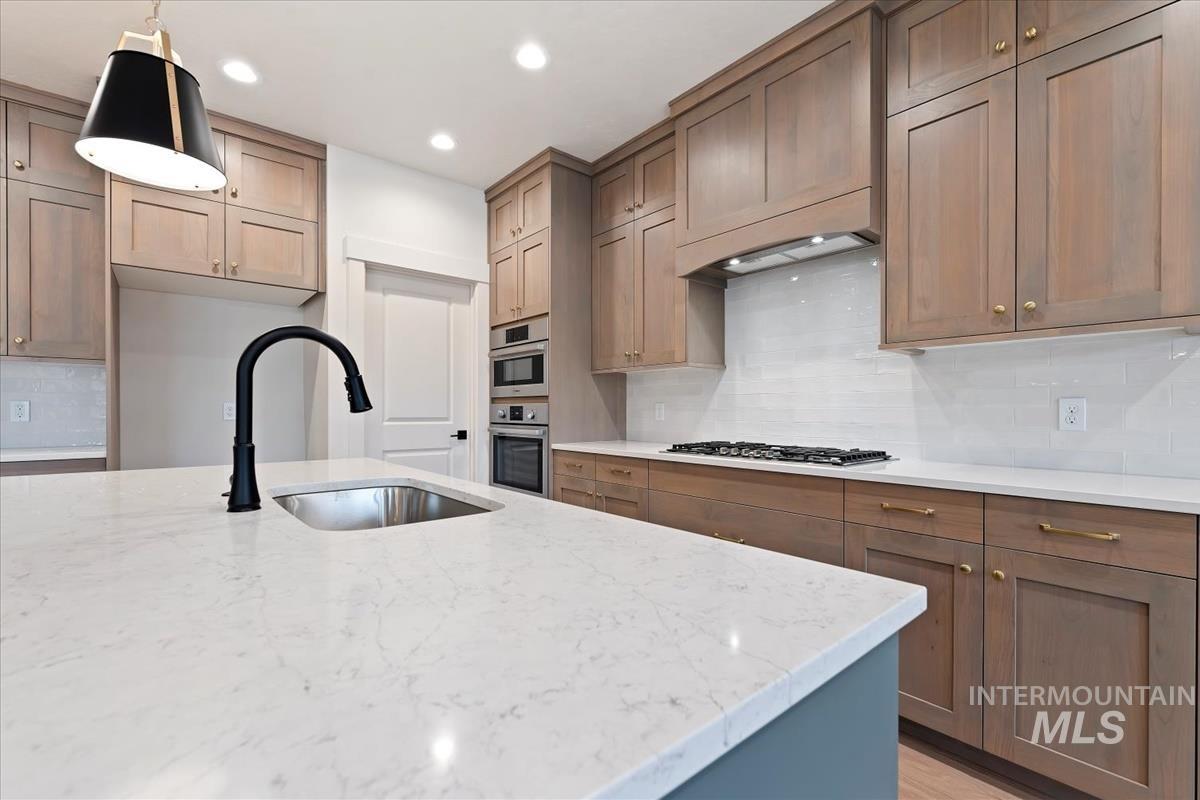 6538 E Lucy Dr., Eagle, Idaho 83629, 3 Bedrooms, 3 Bathrooms, Residential For Sale, Price $579,880, 98969864