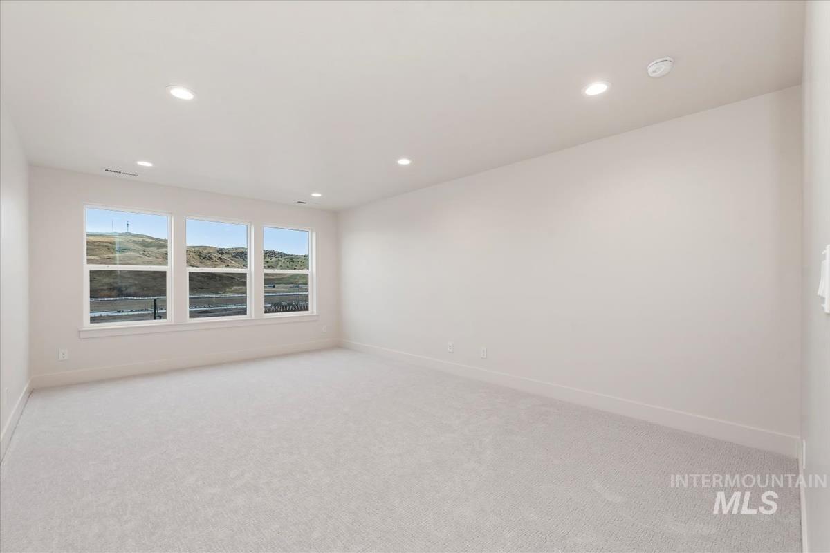 6538 E Lucy Dr., Eagle, Idaho 83629, 3 Bedrooms, 3 Bathrooms, Residential For Sale, Price $579,880, 98969864