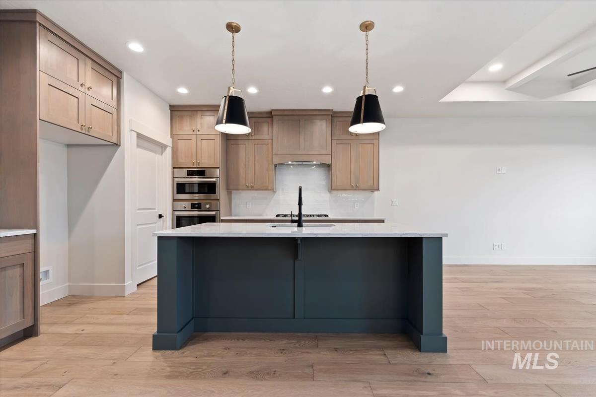 6538 E Lucy Dr., Eagle, Idaho 83629, 3 Bedrooms, 3 Bathrooms, Residential For Sale, Price $579,880, 98969864