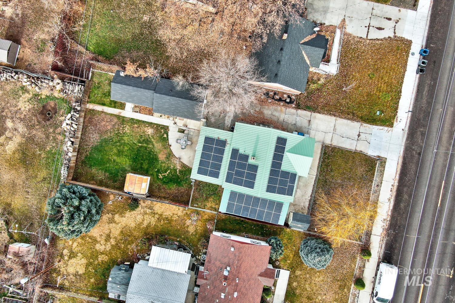 607 S Powerline, Nampa, Idaho 83686, 3 Bedrooms, 1 Bathroom, Residential Income For Sale, Price $525,000, 98969867